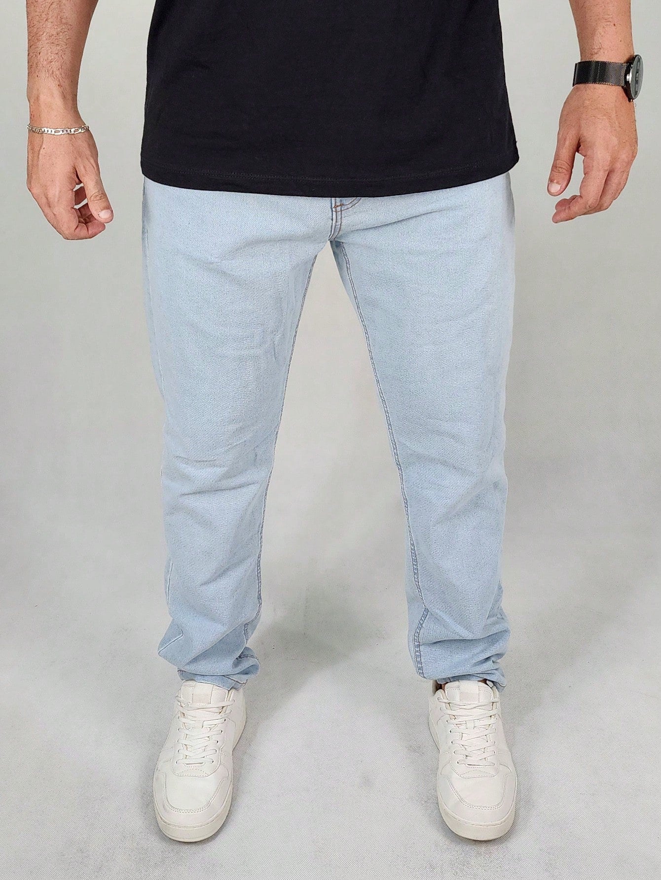 Calça Masculina Jeans Slim Fit Cintura Tradicional E Bolsos Funcionais Calça Masculina Jeans Slim Fit Cintura