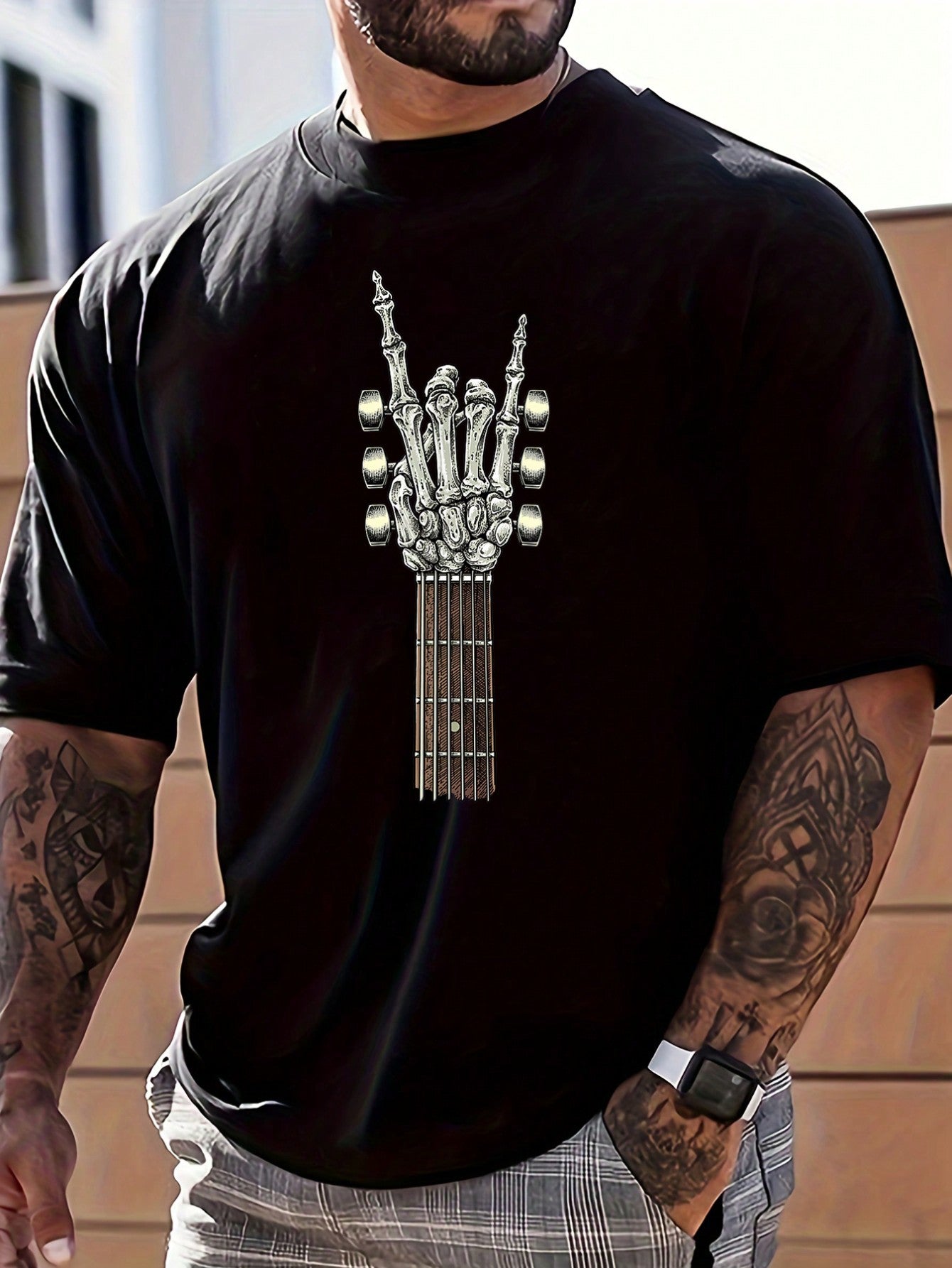 Camiseta Masculina Oversized Estampa De Mão Guitarra Preto / PP Camiseta Masculina Oversized Estampa De Mão Guitarra