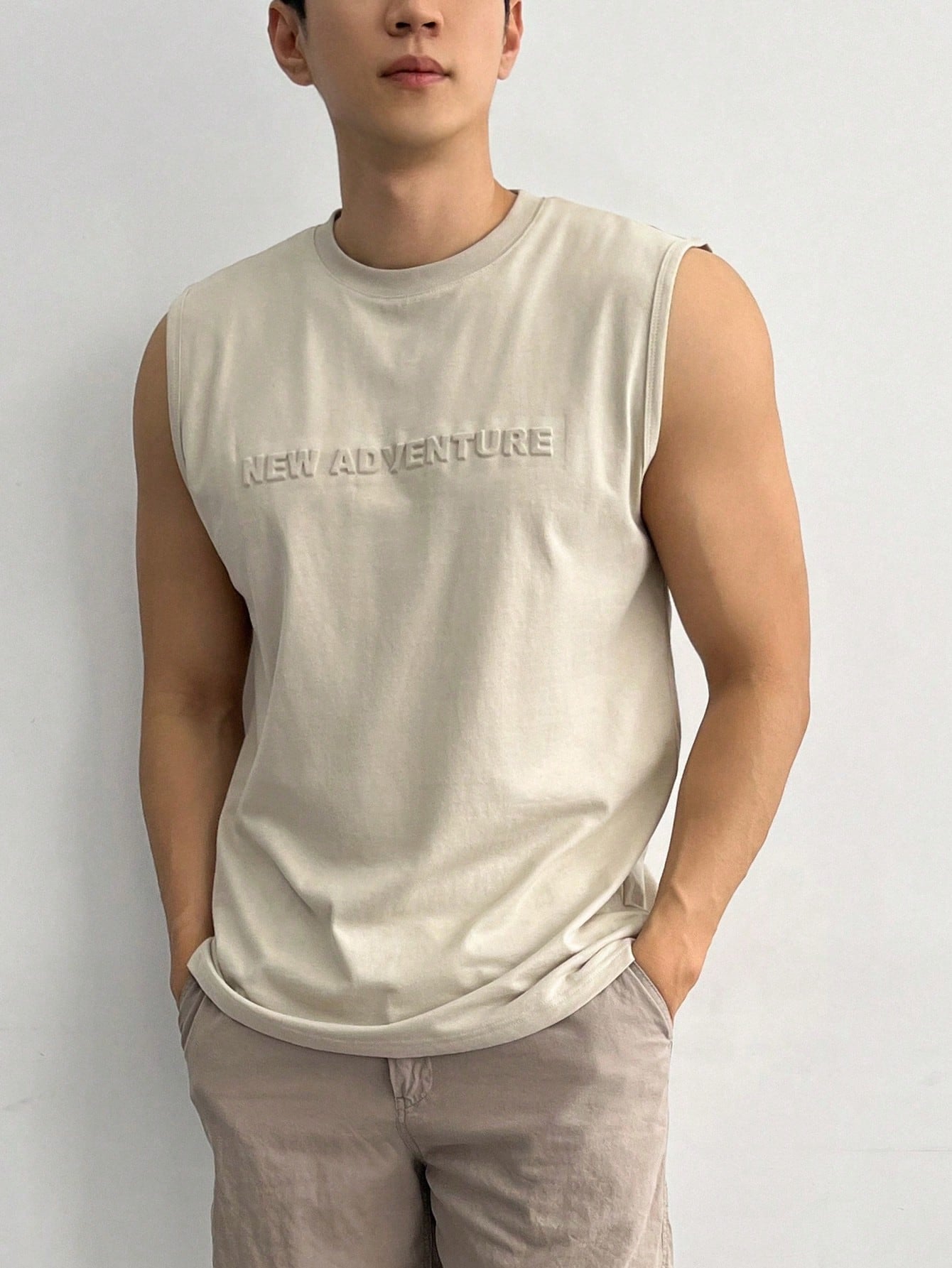 Camiseta Regata Masculina Estampa De Letras Gola Redonda Damasco / PP Camiseta Regata Masculina Estampa De Letras Gola