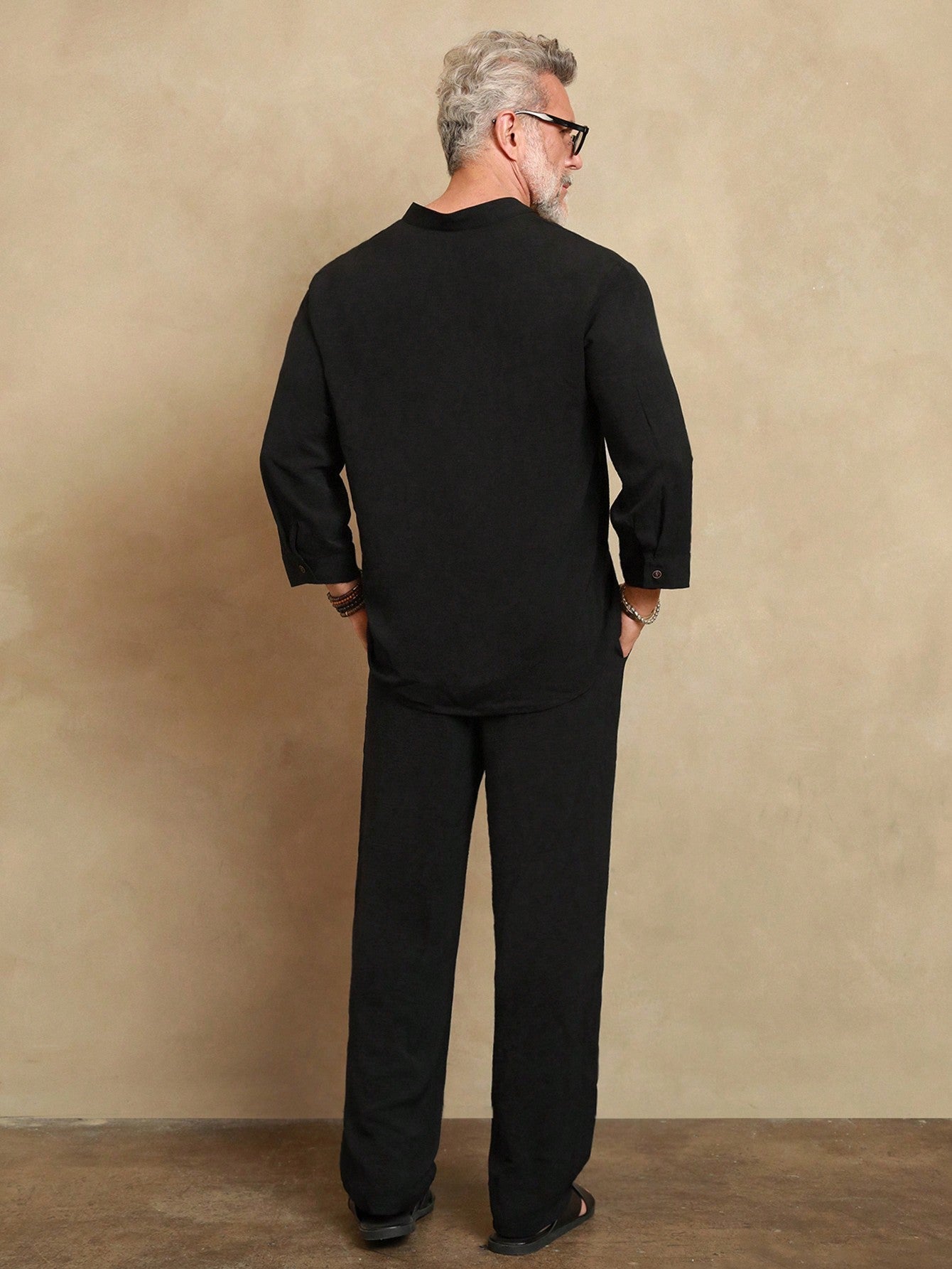 Conjunto Masculino Camisa De Linho E Calça Reta Estilo Vintage Conjunto Masculino Camisa De Linho E Calça Reta Estilo