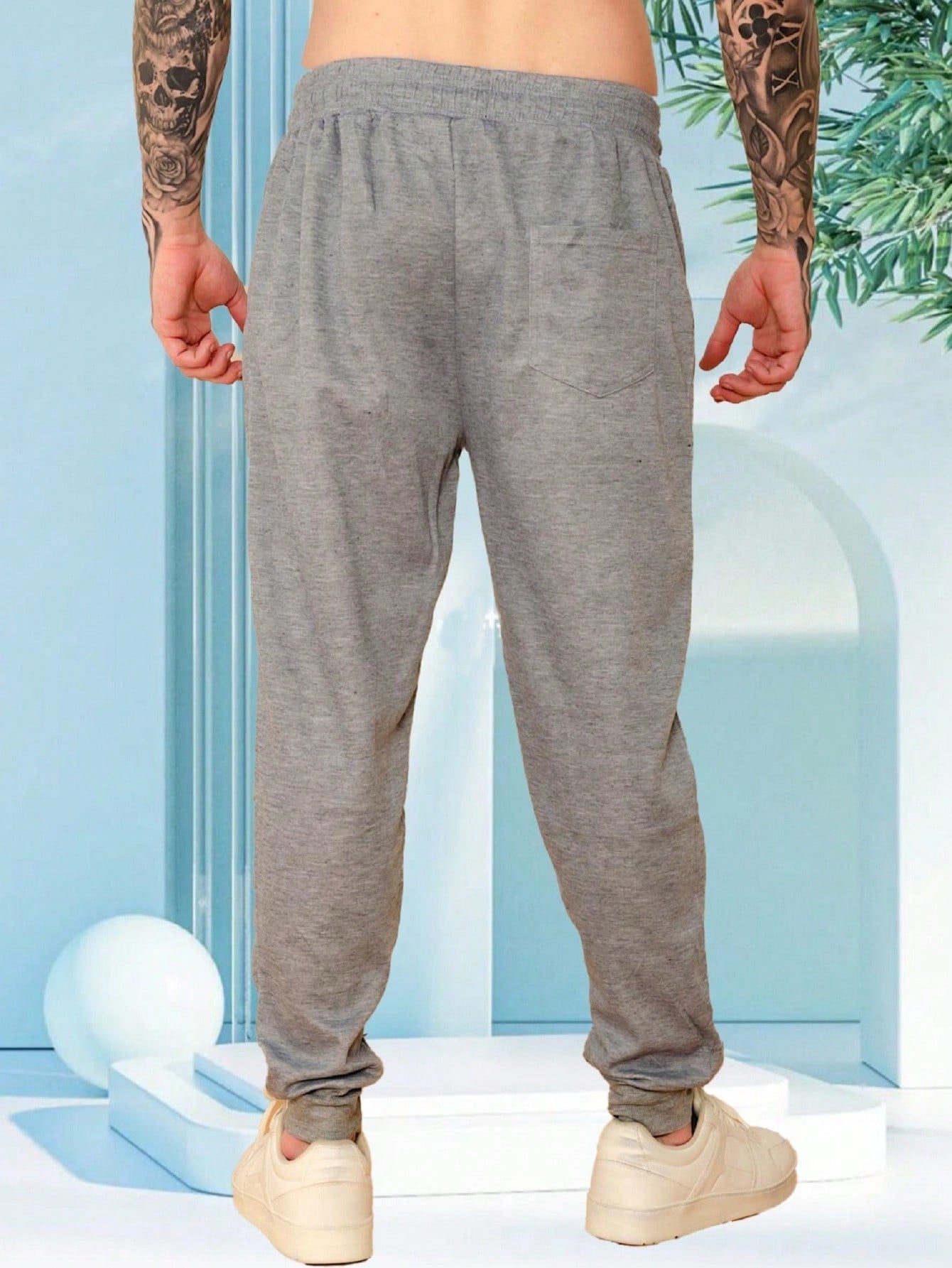 Calça Masculina Jogger Com Recortes E Cós Ajustável Calça Masculina Jogger Com Recortes E Cós Ajustável