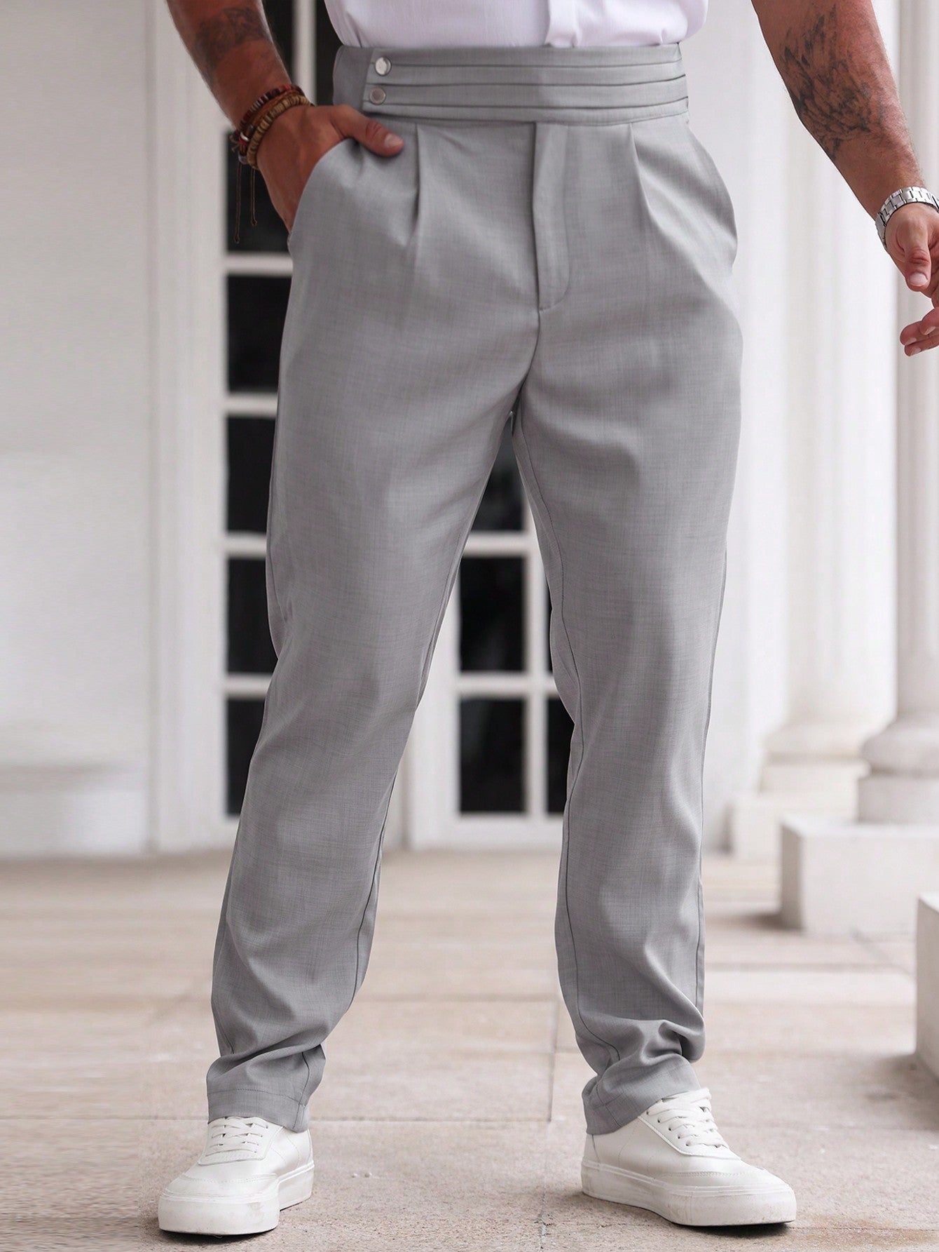 Calça Masculina Social Com Cintura Alta E Detalhe De Pregas Calça Masculina Social Com Cintura Alta E Detalhe De Pregas