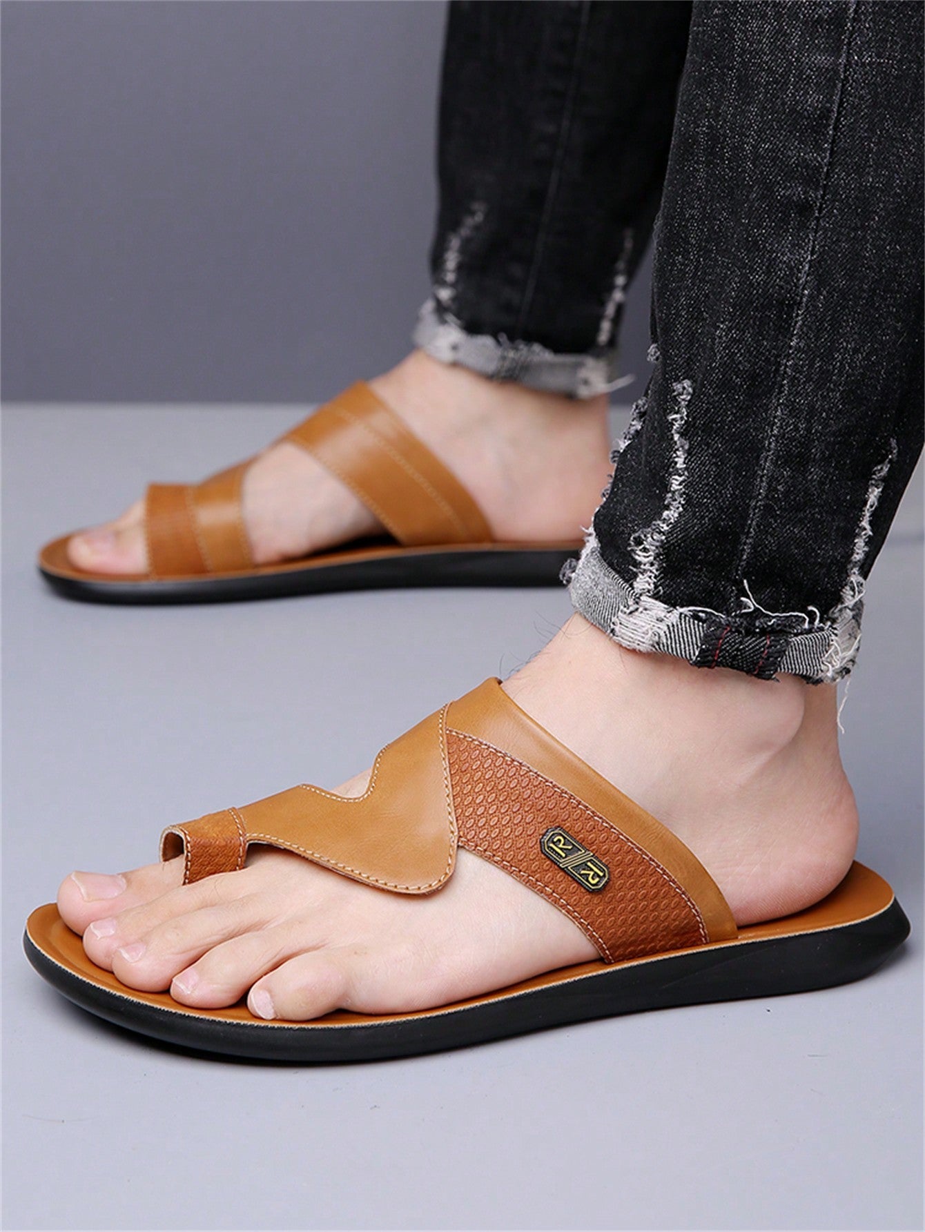 Chinelo Masculino Slide Casual Solado Macio Antiderrapante Chinelo Masculino Slide Casual Solado Macio Antiderrapante