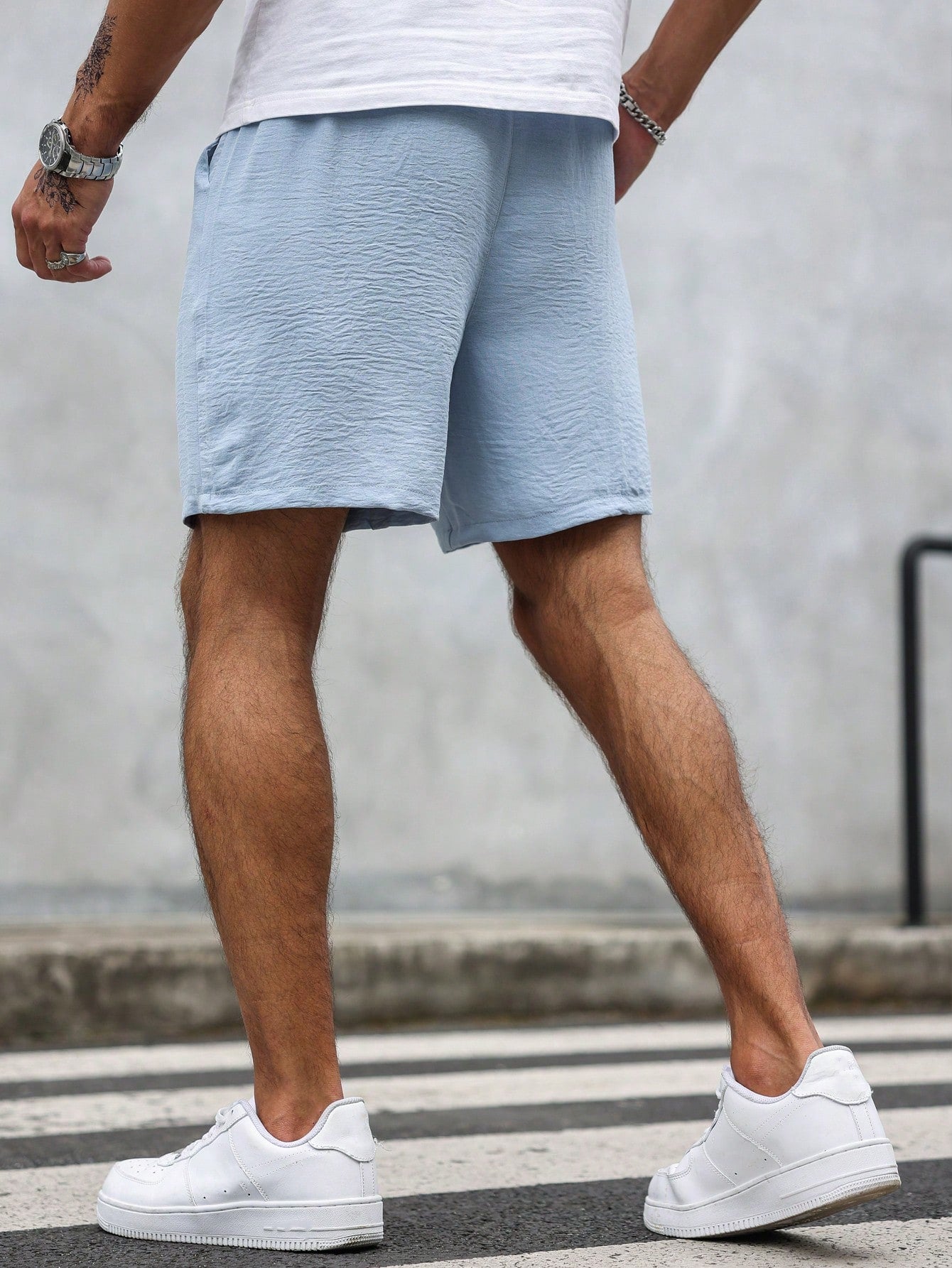 Shorts Masculino Casual Com Tecido Texturizado E Cós Ajustável Shorts Masculino Casual Com Tecido Texturizado E Cós