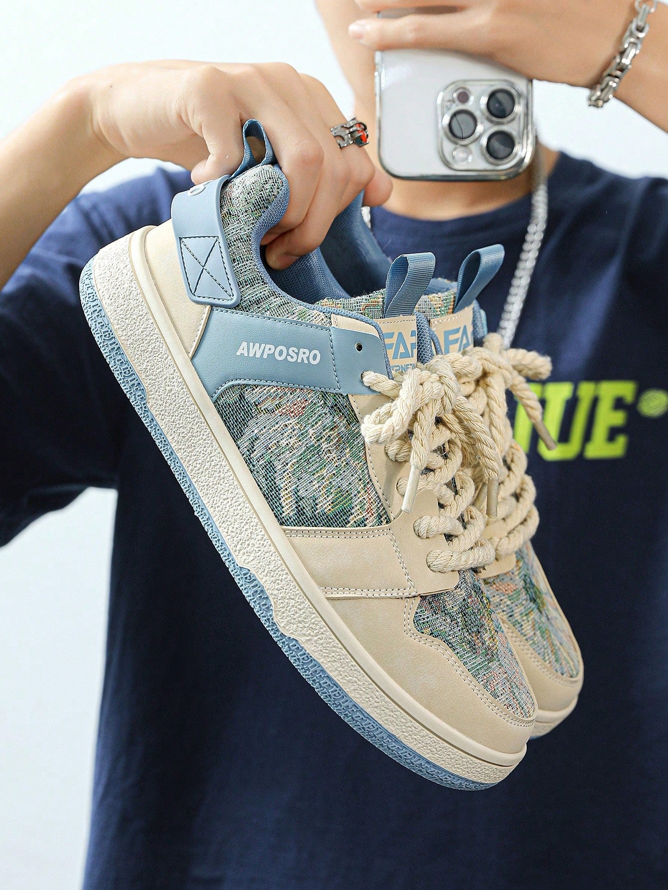 Tênis Masculino Estilo Street Cadarço Grosso e Design Moderno Tênis Masculino Estilo Street Cadarço Grosso e Design