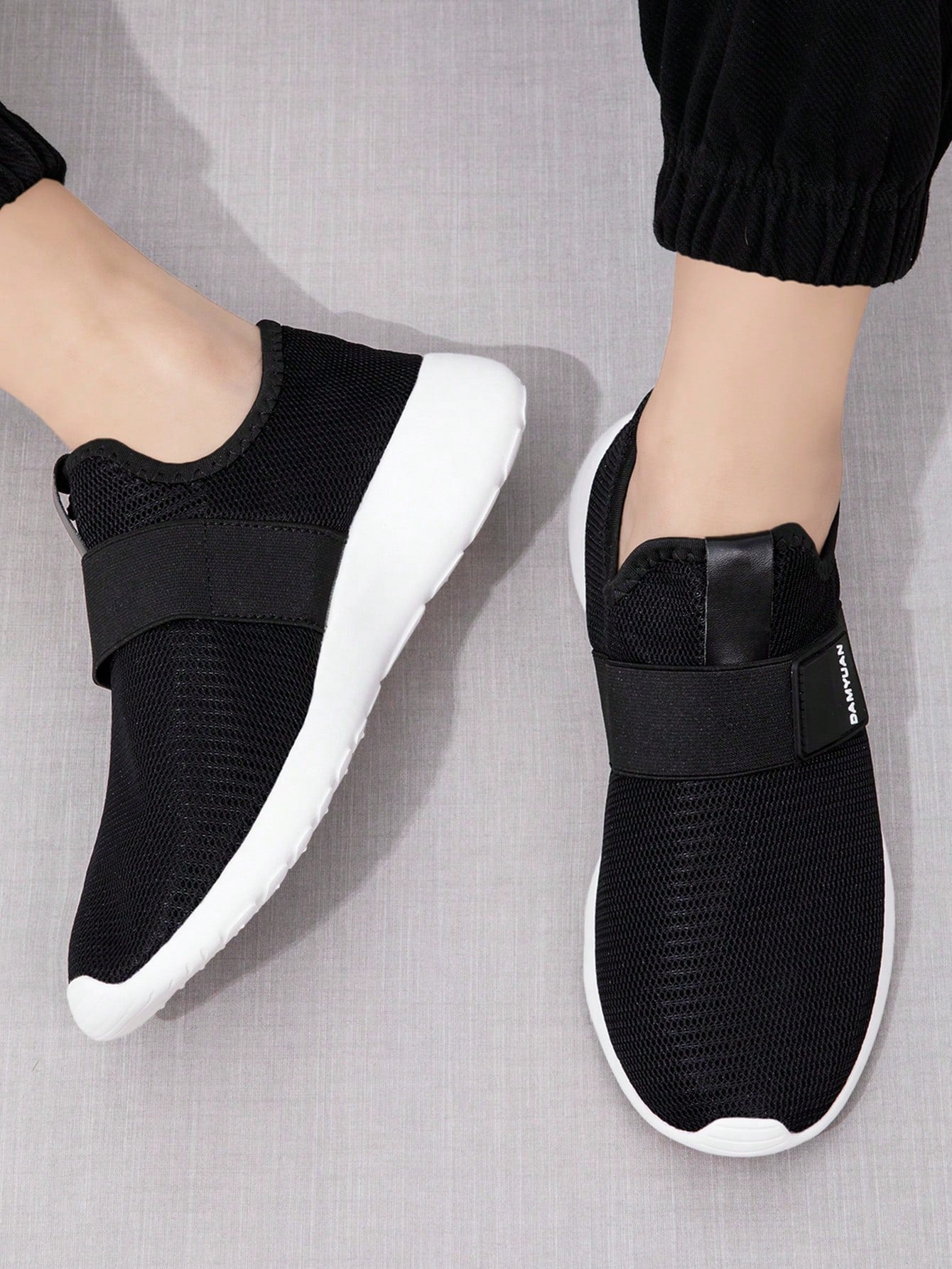 Tênis Masculino Chunky Slip On Leve Respirável Antiderrapante Tênis Masculino Chunky Slip On Leve Respirável