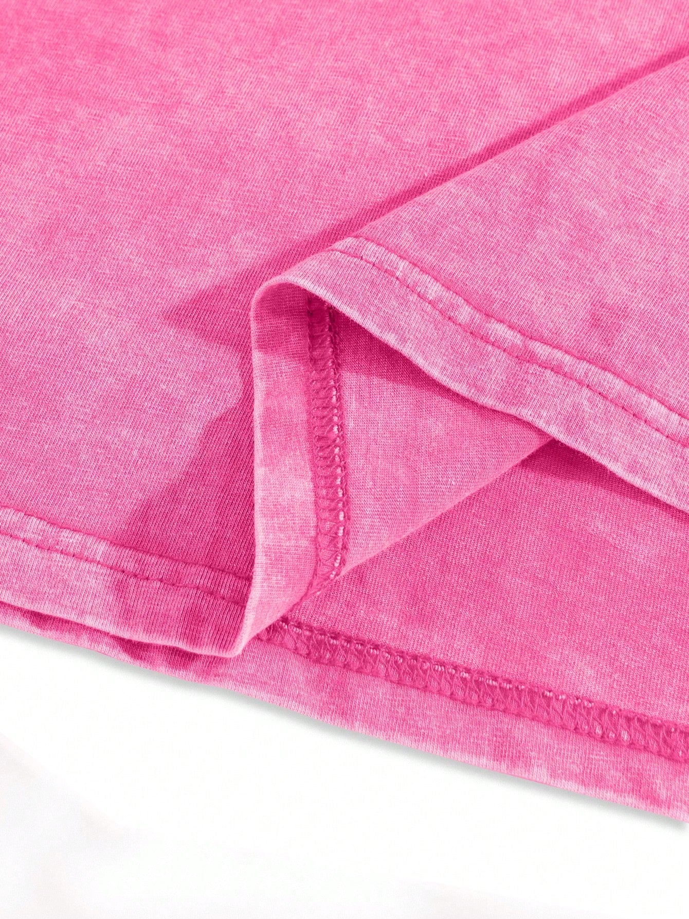 Camiseta Masculina Oversized Estampa Urbana Estilo Moderno Camiseta Masculina Oversized Estampa Urbana Estilo Moderno