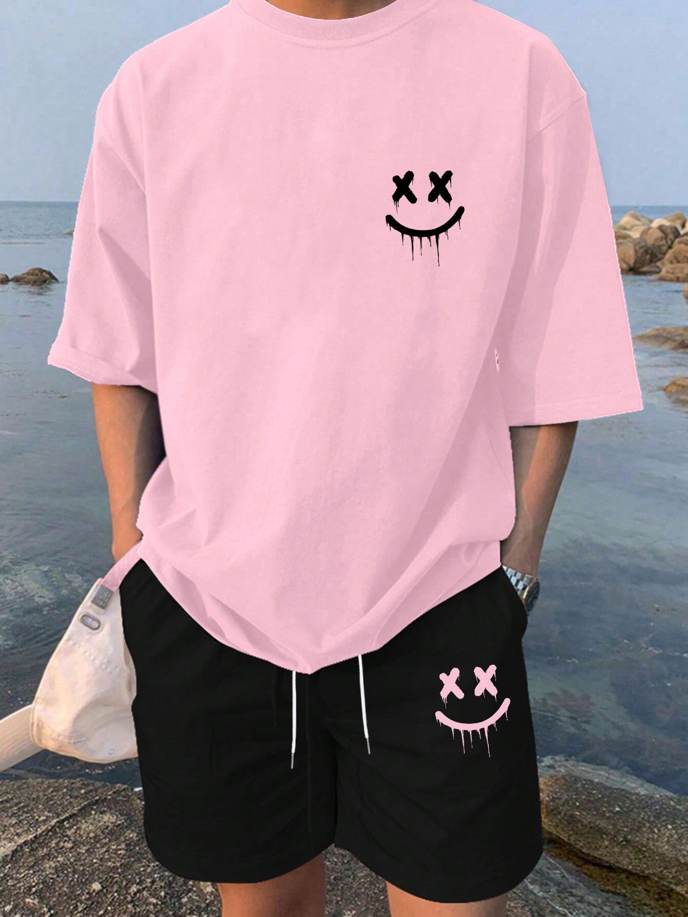 Conjunto Masculino Camiseta Estampa Gráfica E Shorts Cós Ajustável Rosa / PP Conjunto Masculino Camiseta Estampa