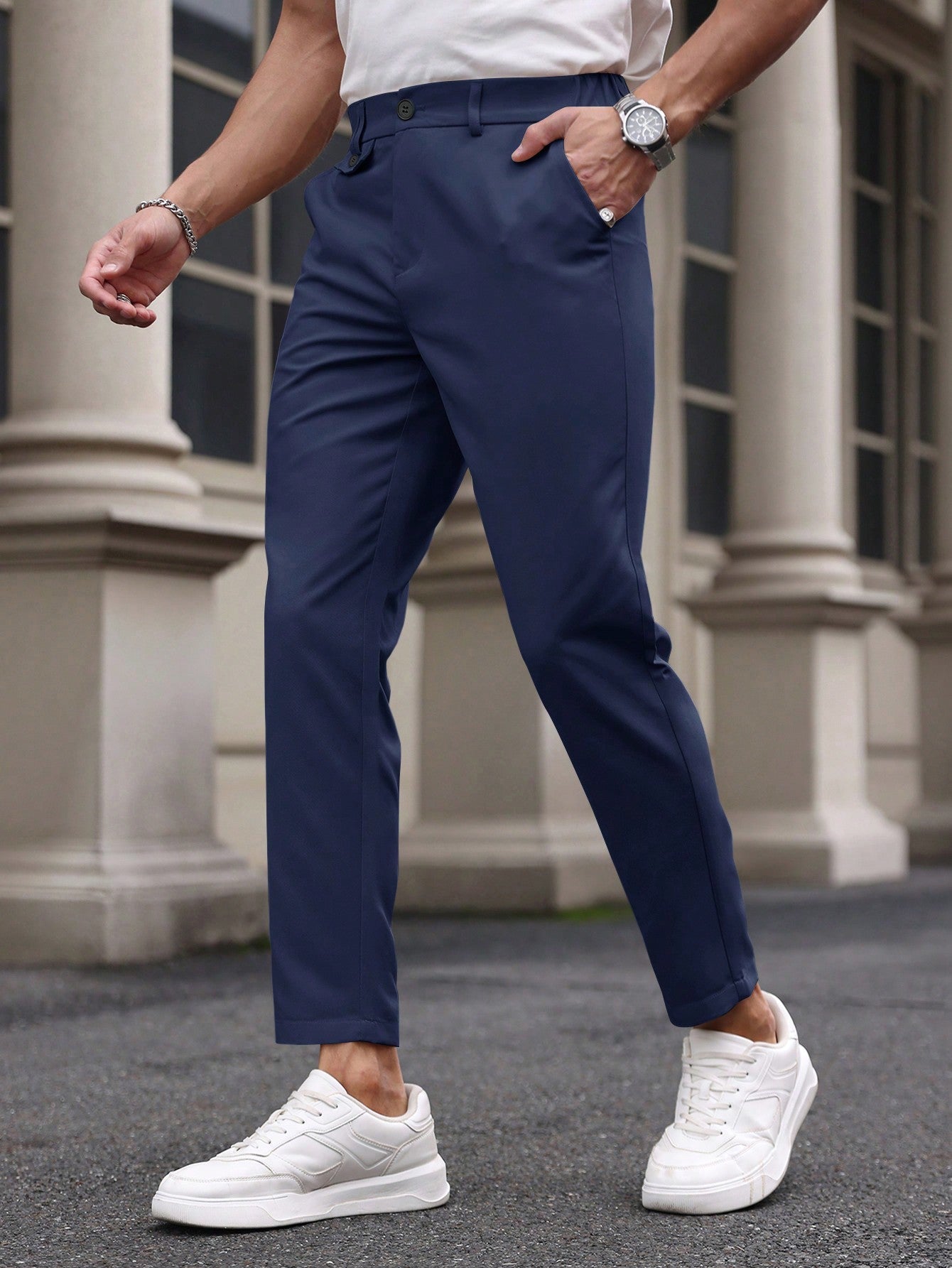 Calça Masculina Social Slim Fit Com Corte Moderno E Bolsos Calça Masculina Social Slim Fit Com Corte Moderno E Bolsos