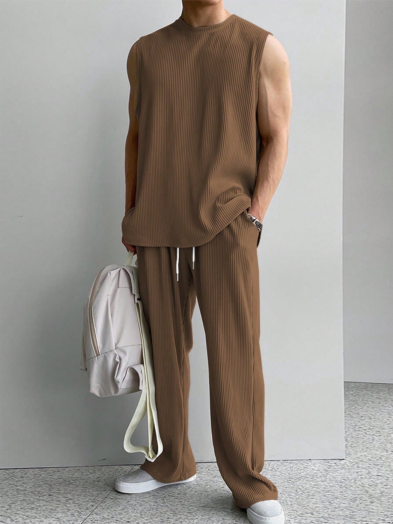 Conjunto Masculino Regata Lisa E Calça Com Cós Ajustável Castanho / PP Conjunto Masculino Regata Lisa E Calça Com Cós