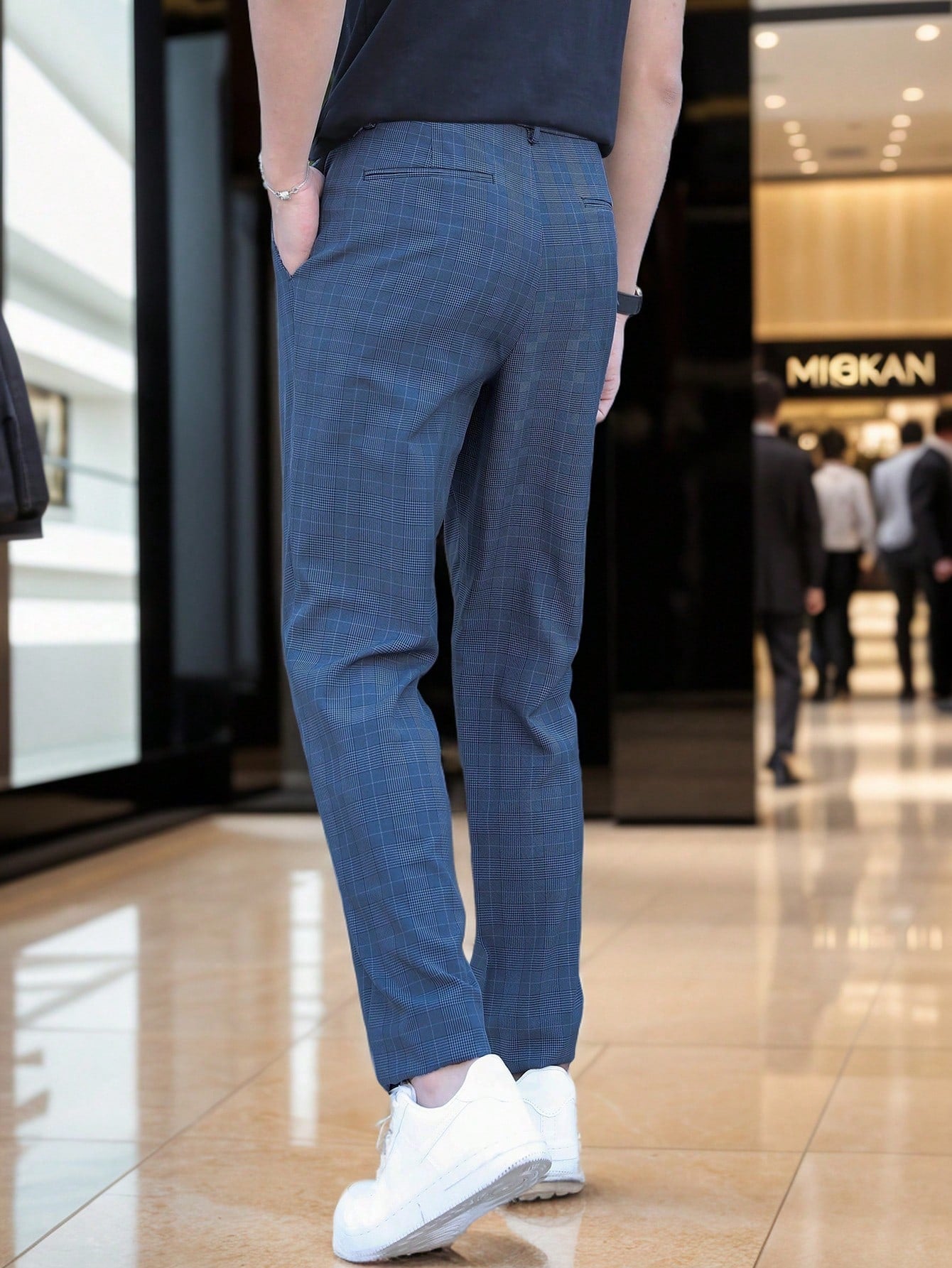 Calça Masculina Alfaiataria Slim Fit Com Estampa Pied Poule Moderna Calça Masculina Alfaiataria Slim Fit Com Estampa