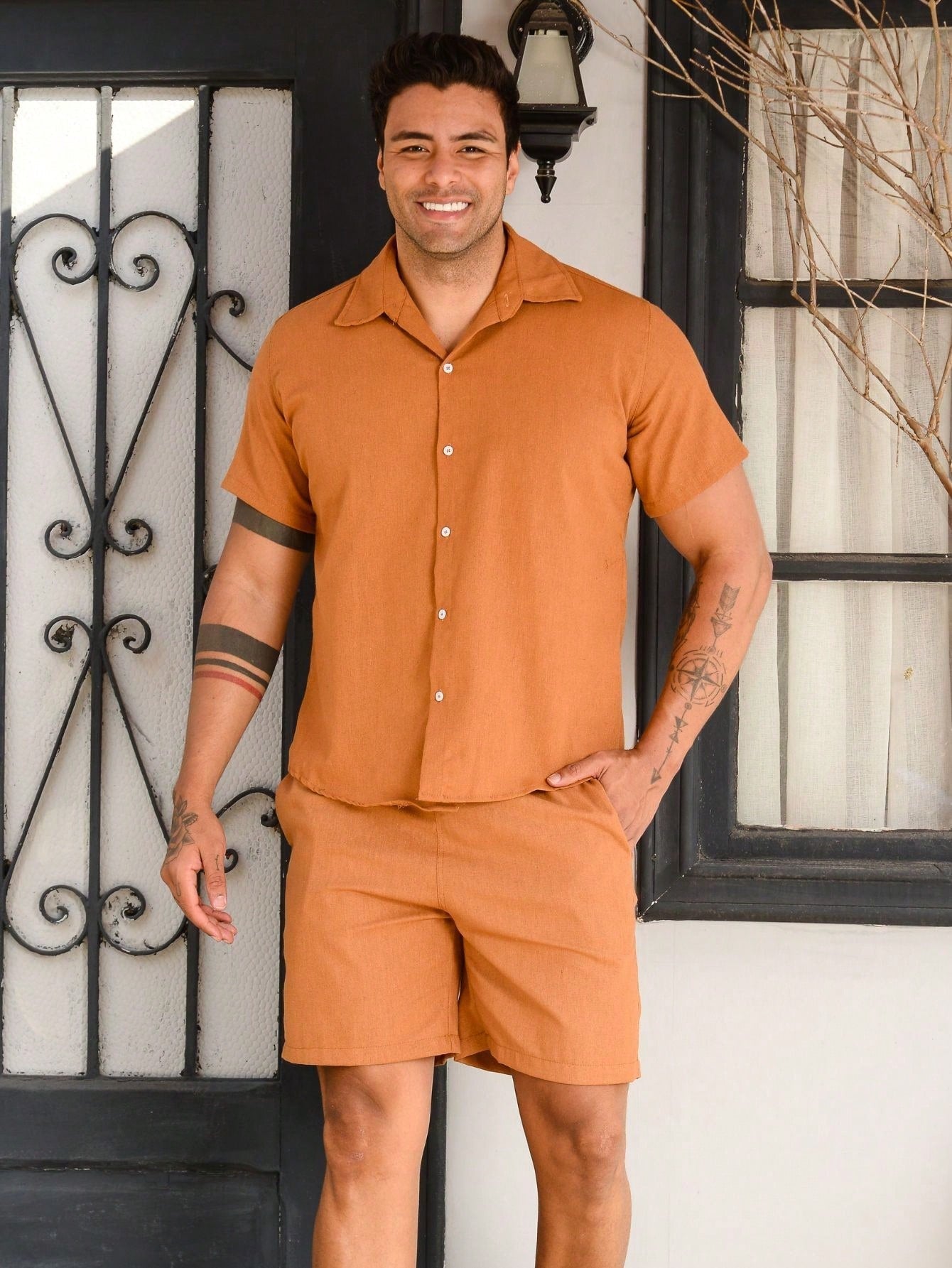 Conjunto Masculino Camisa De Botão E Bermuda Em Linho Laranja / PP Conjunto Masculino Camisa De Botão E Bermuda Em Linho