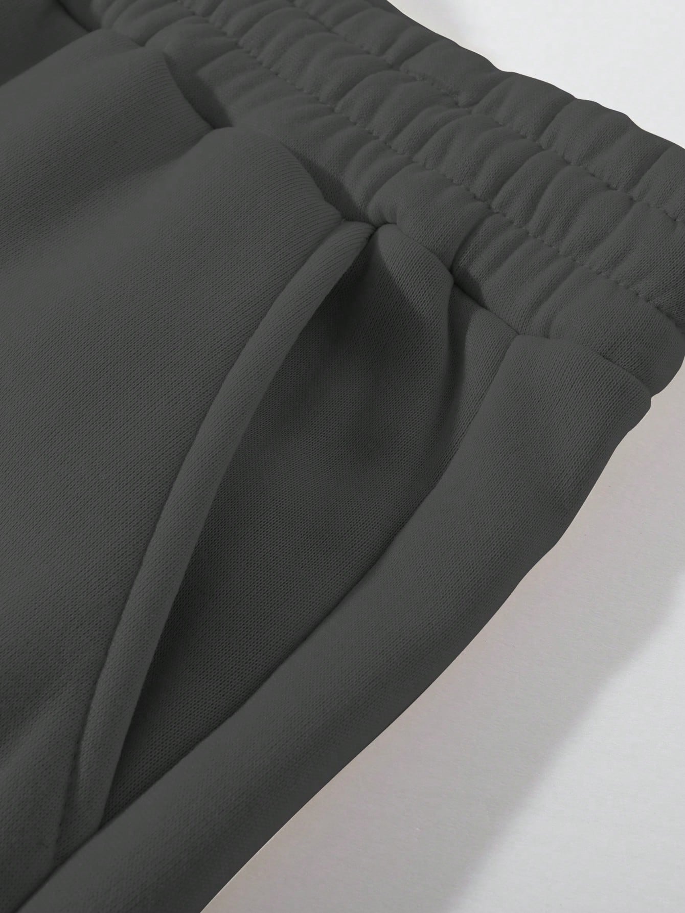 Conjunto Masculino Moletom Estilo Street Com Estampas Urbanas Conjunto Masculino Moletom Estilo Street Com Estampas