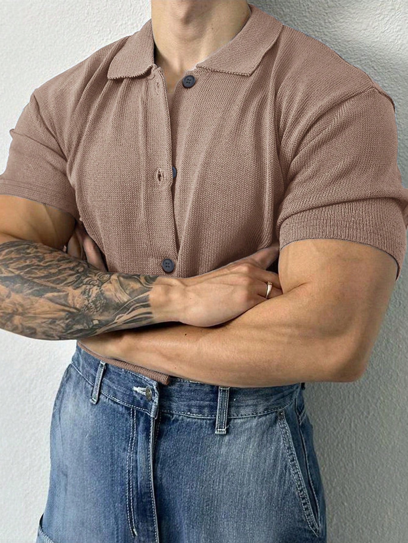 Camisa Masculina De Botão Tecido Malha Caimento Despojado Camisa Masculina De Botão Tecido Malha Caimento Despojado