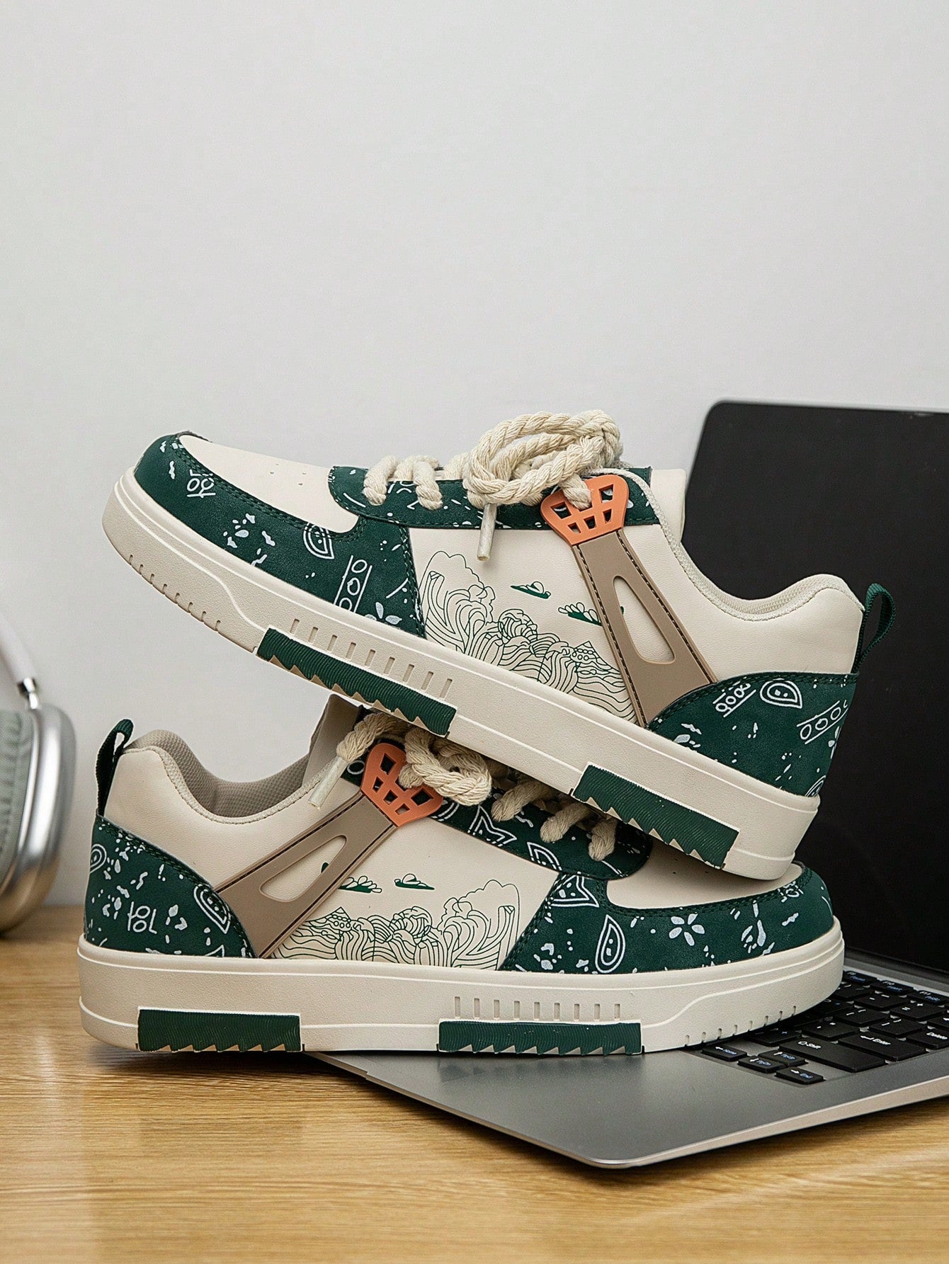 Tênis Masculino Estilo Street Com Estampa Criativa Urbana Tênis Masculino Estilo Street Com Estampa Criativa Urbana