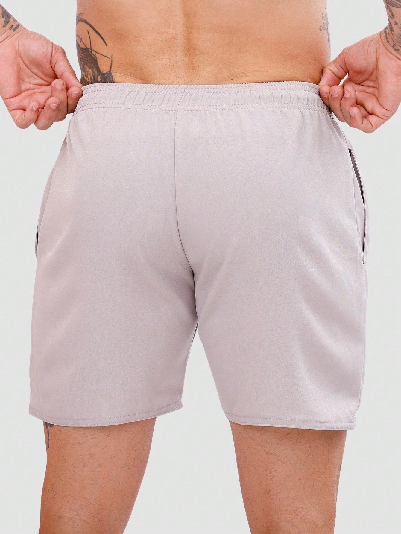 Shorts Masculino Esportivo Com Cintura Ajustável E Leveza Shorts Masculino Esportivo Com Cintura Ajustável E Leveza