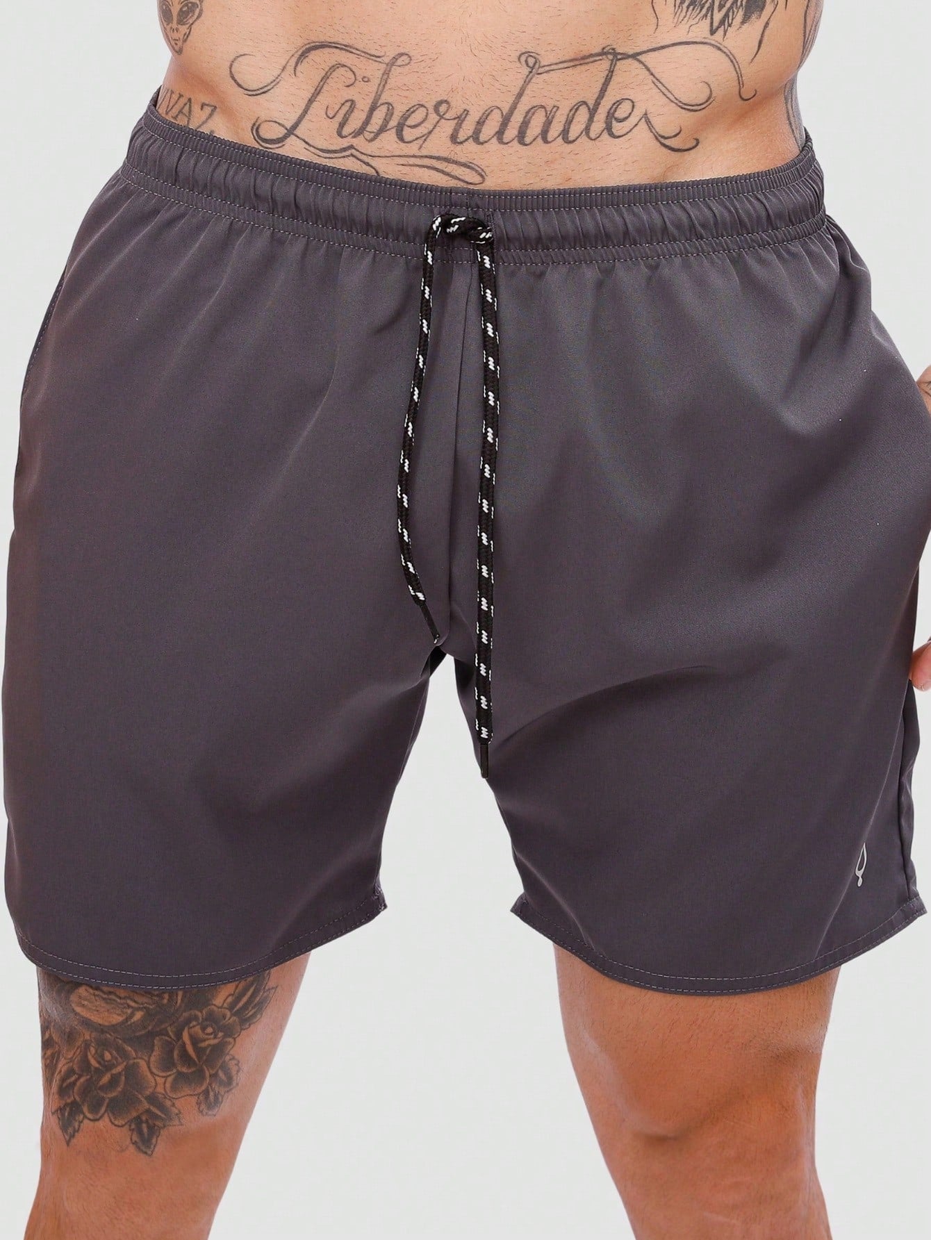 Shorts Masculino Esportivo Com Cintura Ajustável E Leveza Chumbo / PP Shorts Masculino Esportivo Com Cintura Ajustável