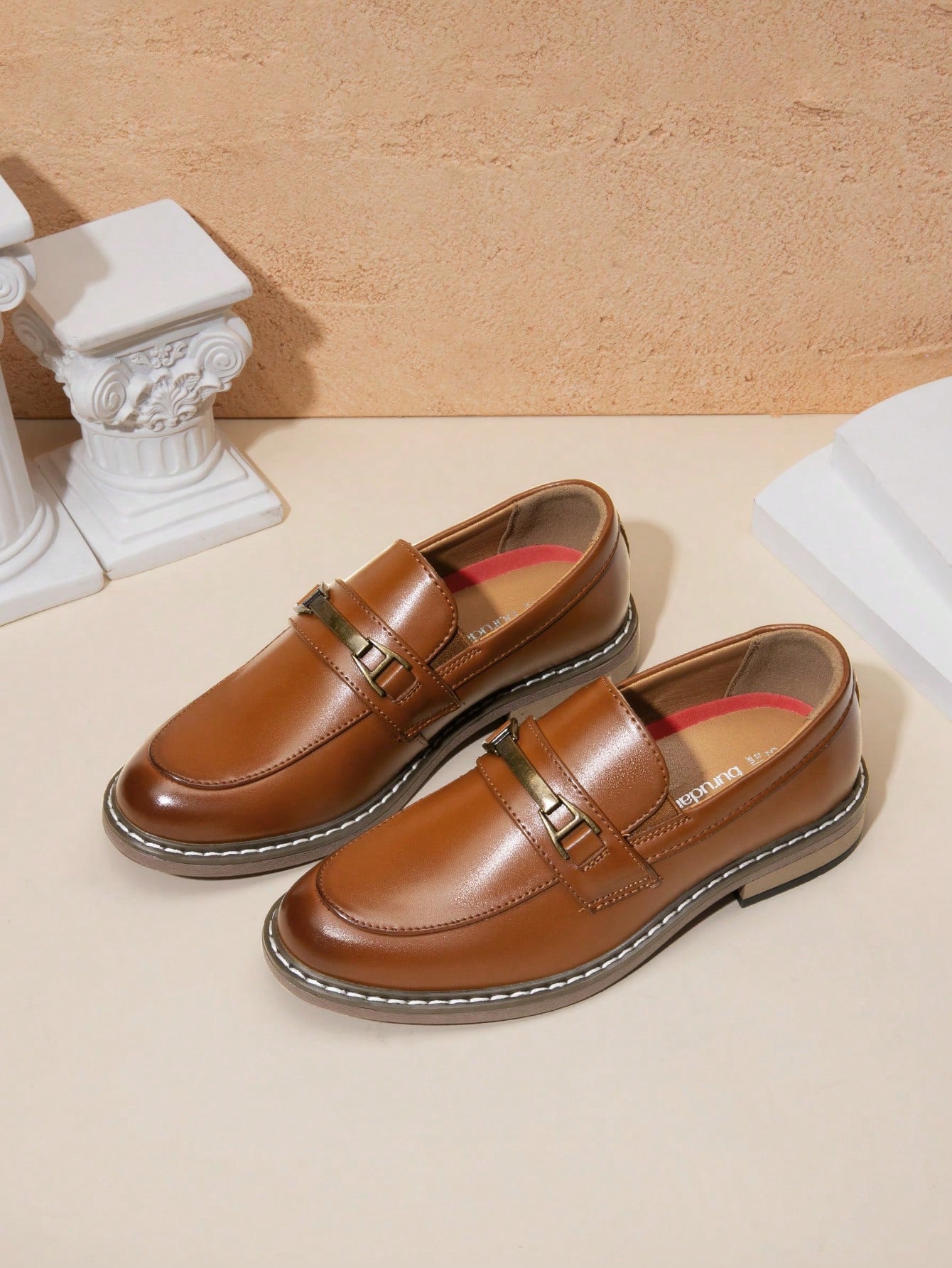 Sapato Masculino Loafer Casual Elegante Com Fivela Decorativa Sapato Masculino Loafer Casual Elegante Com Fivela