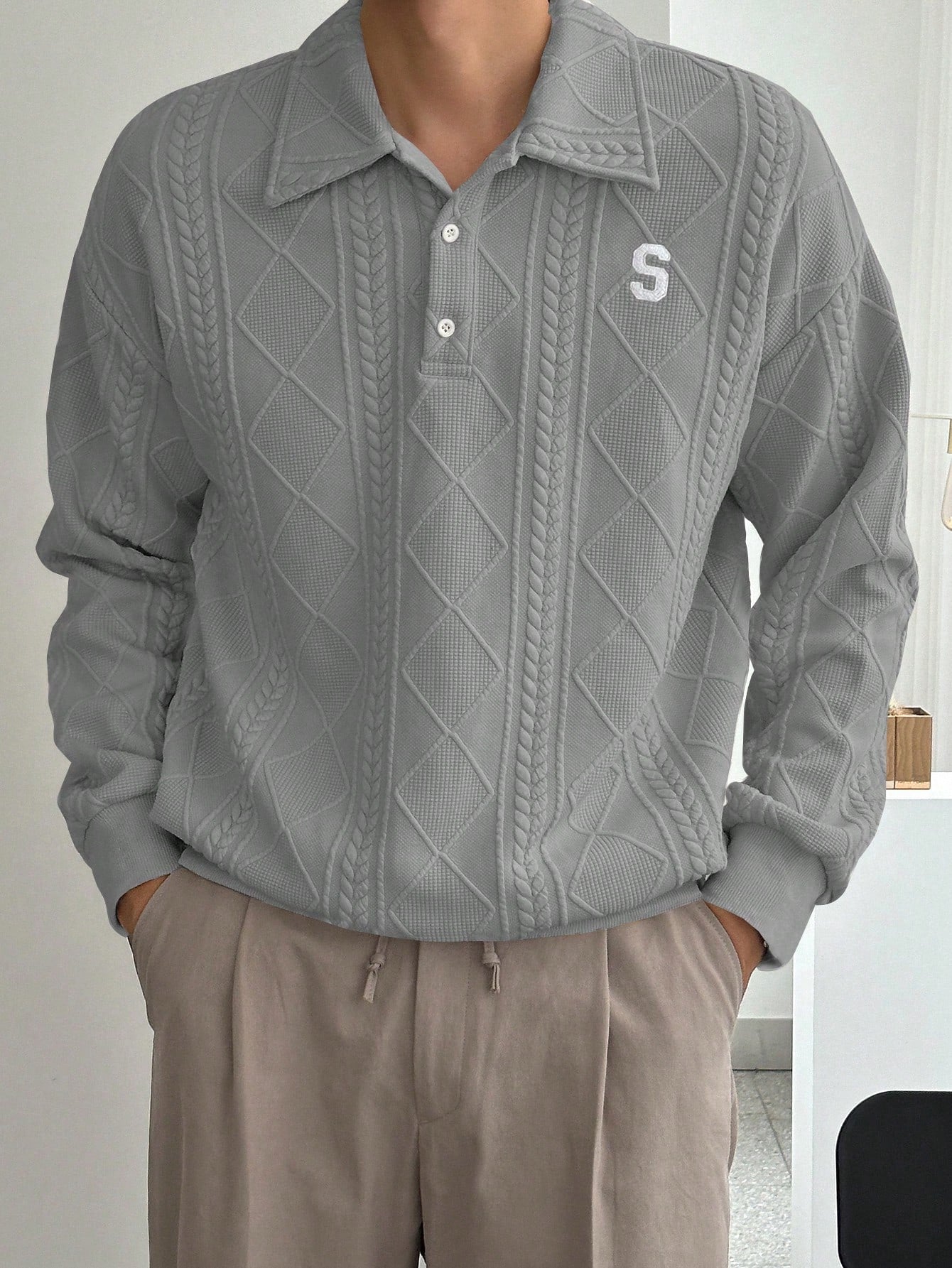 Moletom Masculino Texturizado Com Gola Polo Cinza / PP Moletom Masculino Texturizado Com Gola Polo