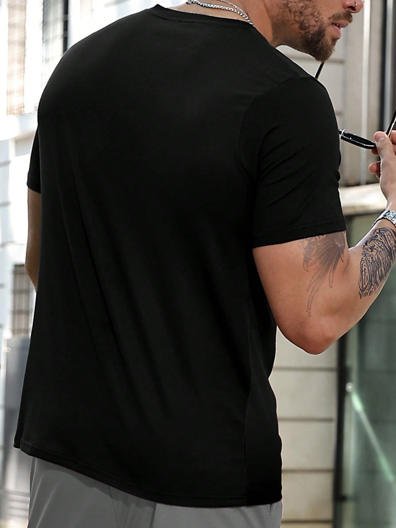 Camisa Masculina Slim Estampa Cruz Batimentos Camisa Masculina Slim Estampa Cruz Batimentos