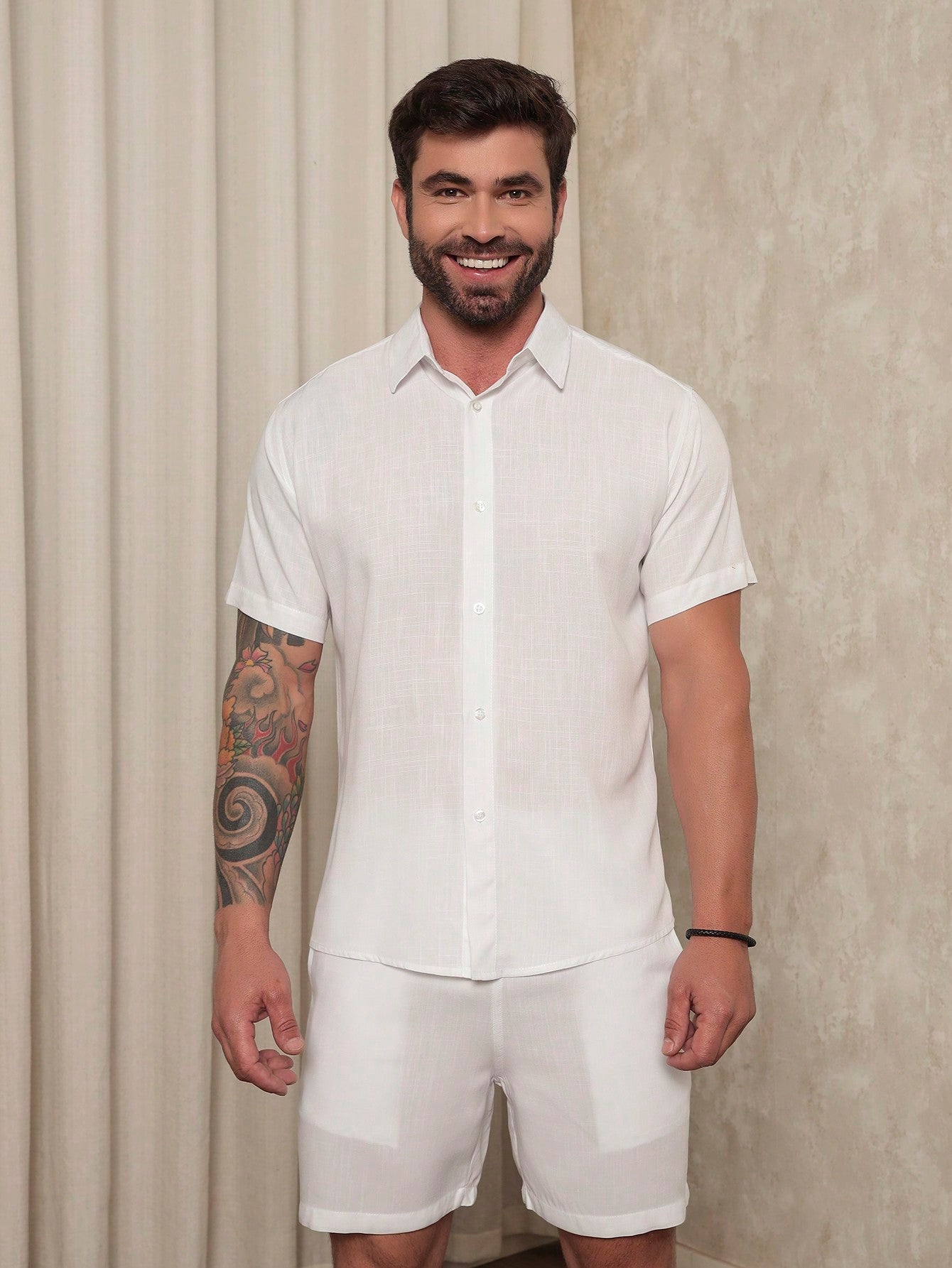 Conjunto Masculino Camisa De Botão E Shorts Tecido Leve Branco / PP Conjunto Masculino Camisa De Botão E Shorts Tecido