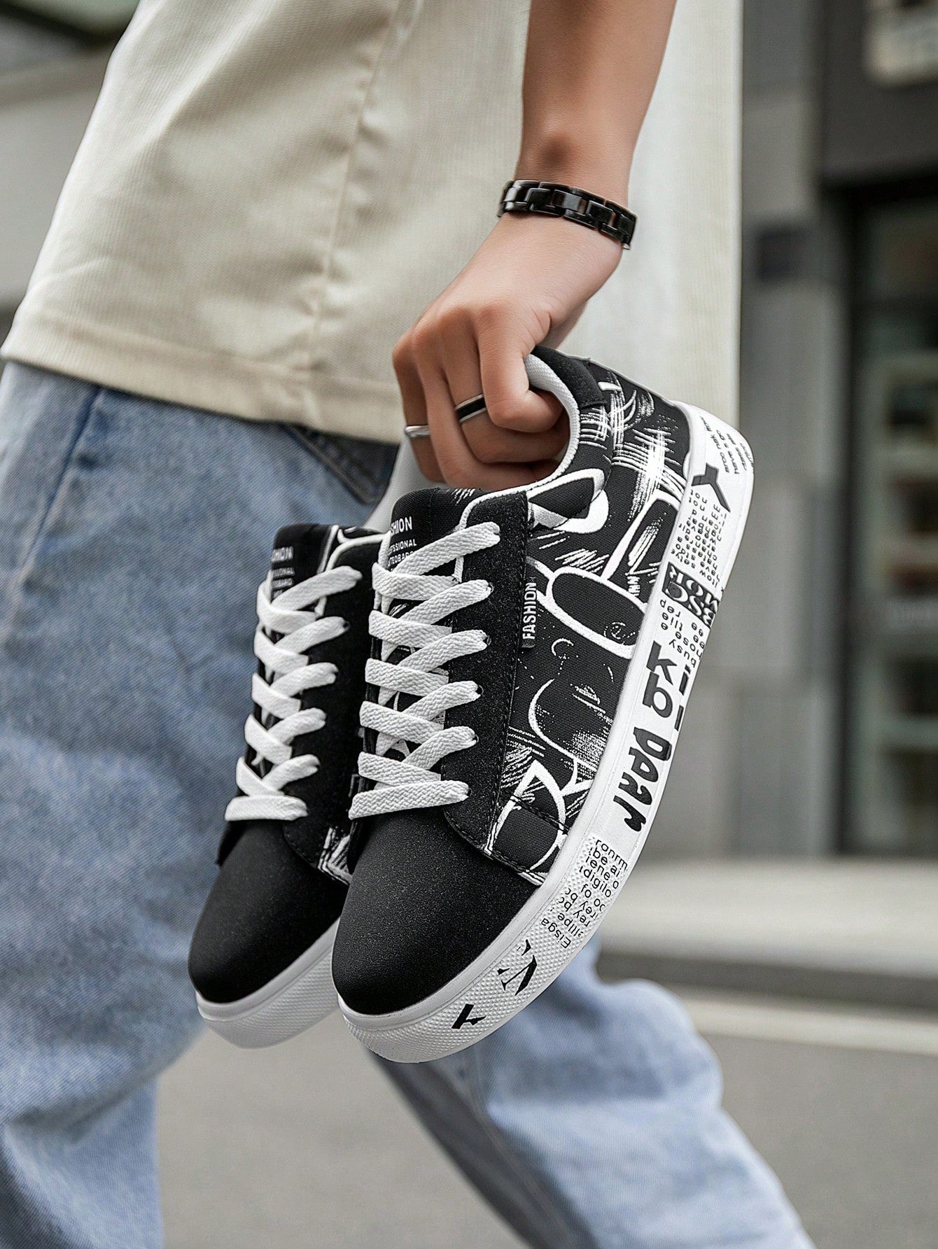 Tênis Masculino Estampado Street Solado Grafitado Estiloso Tênis Masculino Estampado Street Solado Grafitado Estiloso