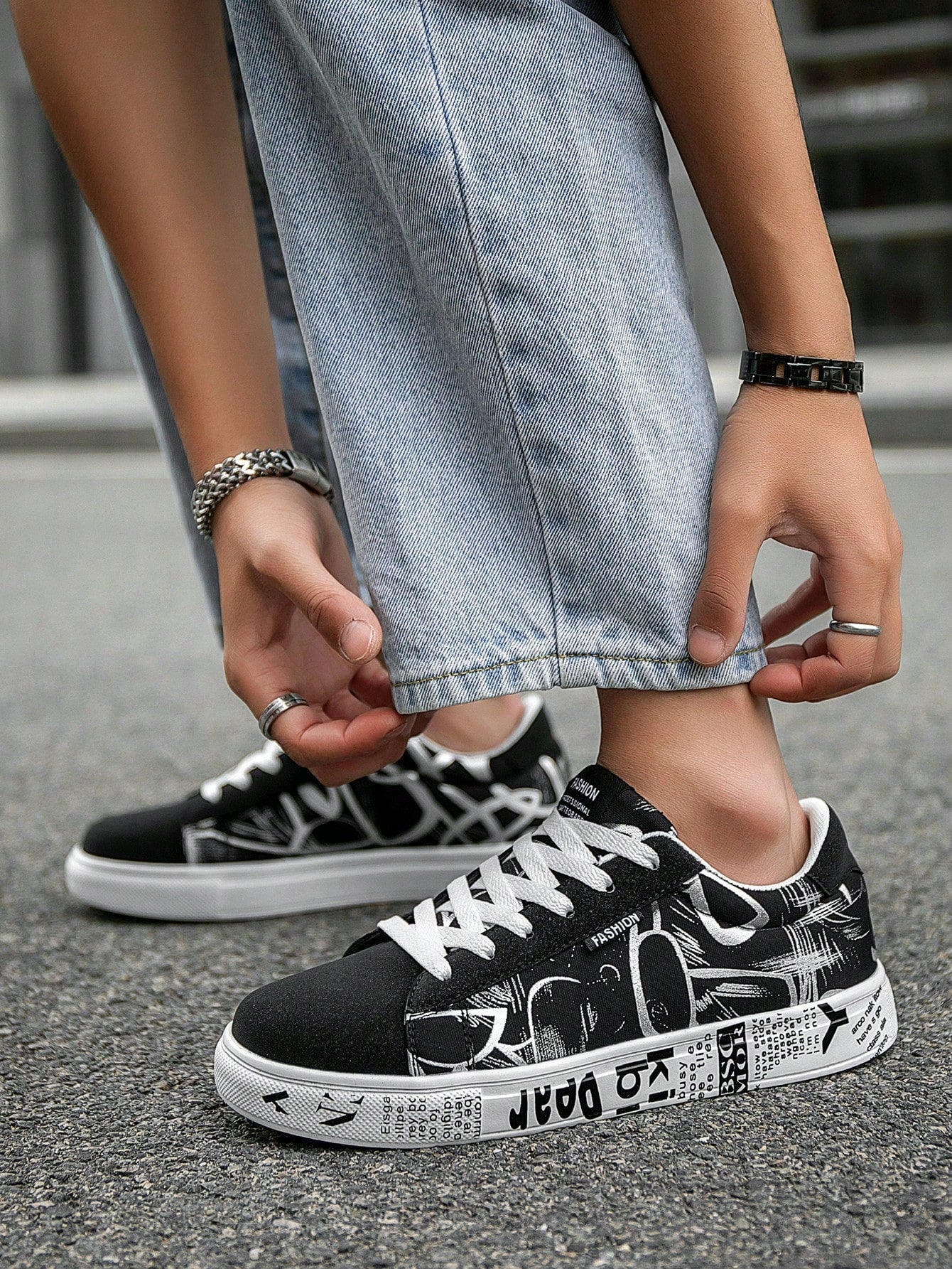 Tênis Masculino Estampado Street Solado Grafitado Estiloso Tênis Masculino Estampado Street Solado Grafitado Estiloso