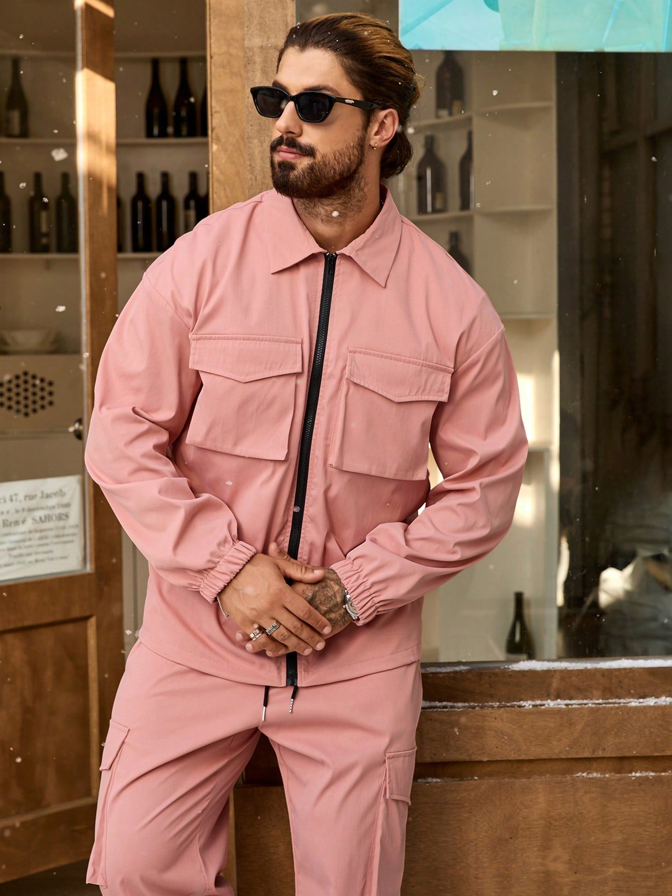 Conjunto Masculino Jaqueta Utilitária E Calça Cargo Moderna Conjunto Masculino Jaqueta Utilitária E Calça Cargo Moderna