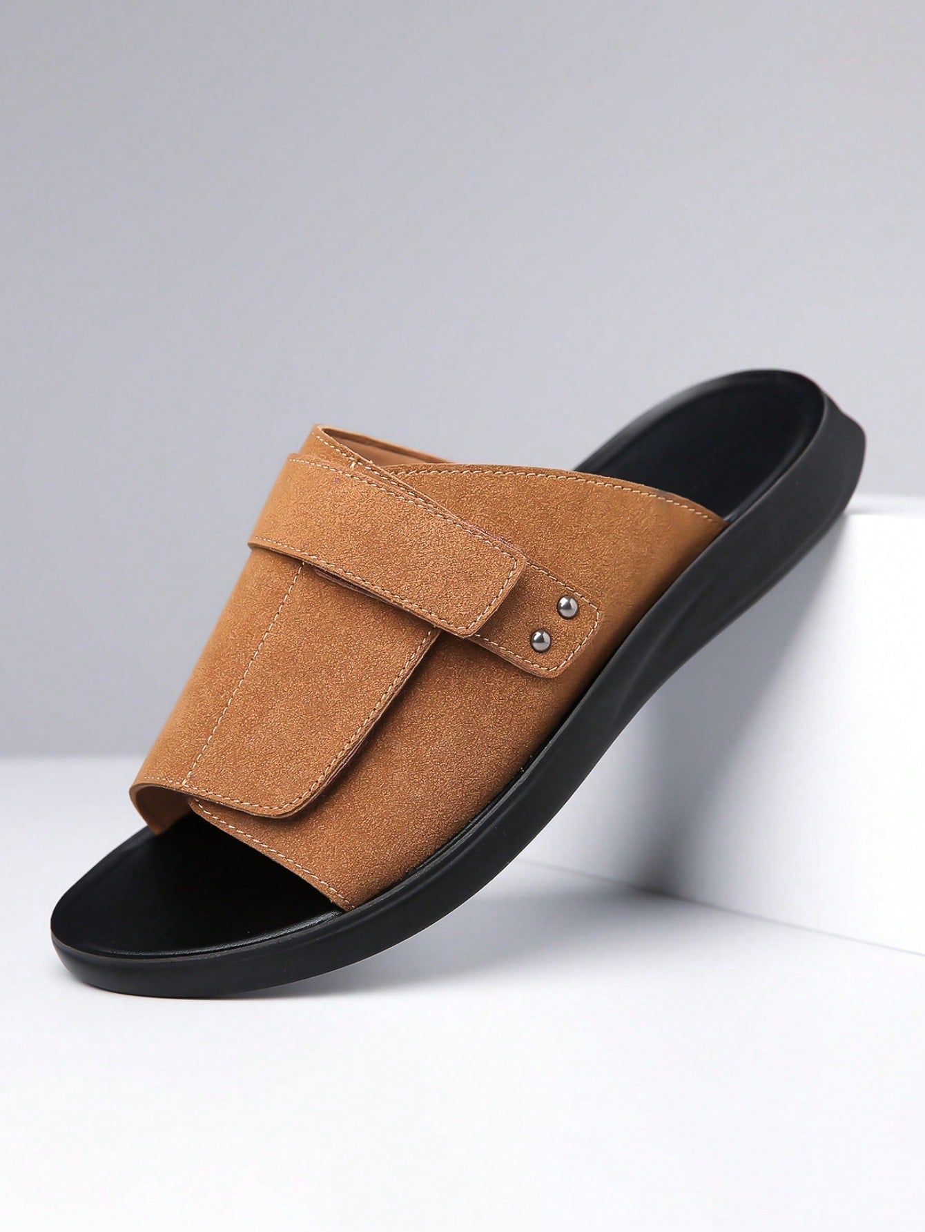 Chinelo Masculino Slide Confortável Para Praia E Academia Chinelo Masculino Slide Confortável Para Praia E Academia