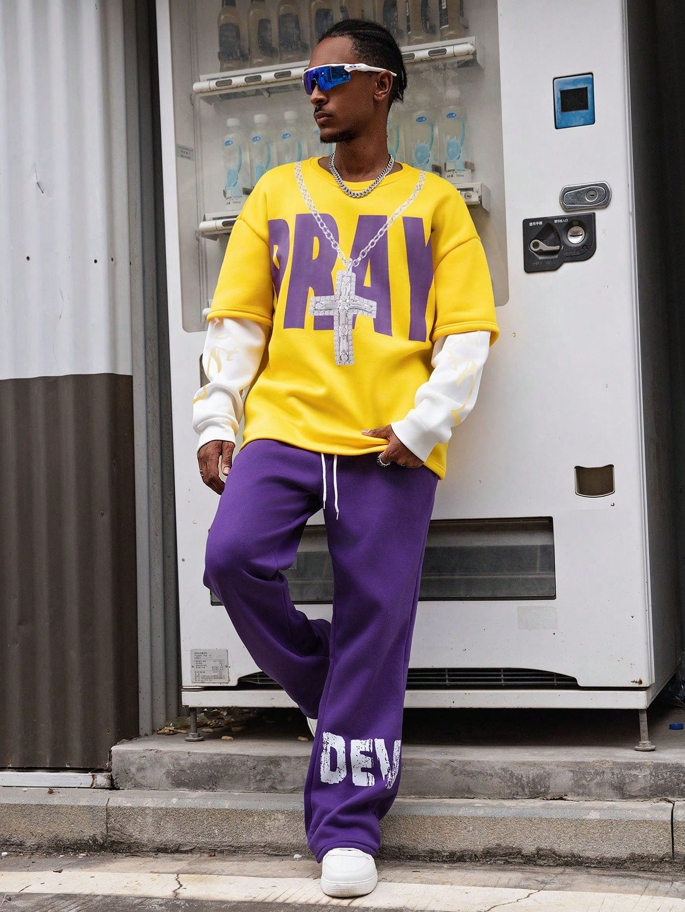 Conjunto Masculino Moletom Estampa Lettering E Calça Jogger Solta Conjunto Masculino Moletom Estampa Lettering E Calça