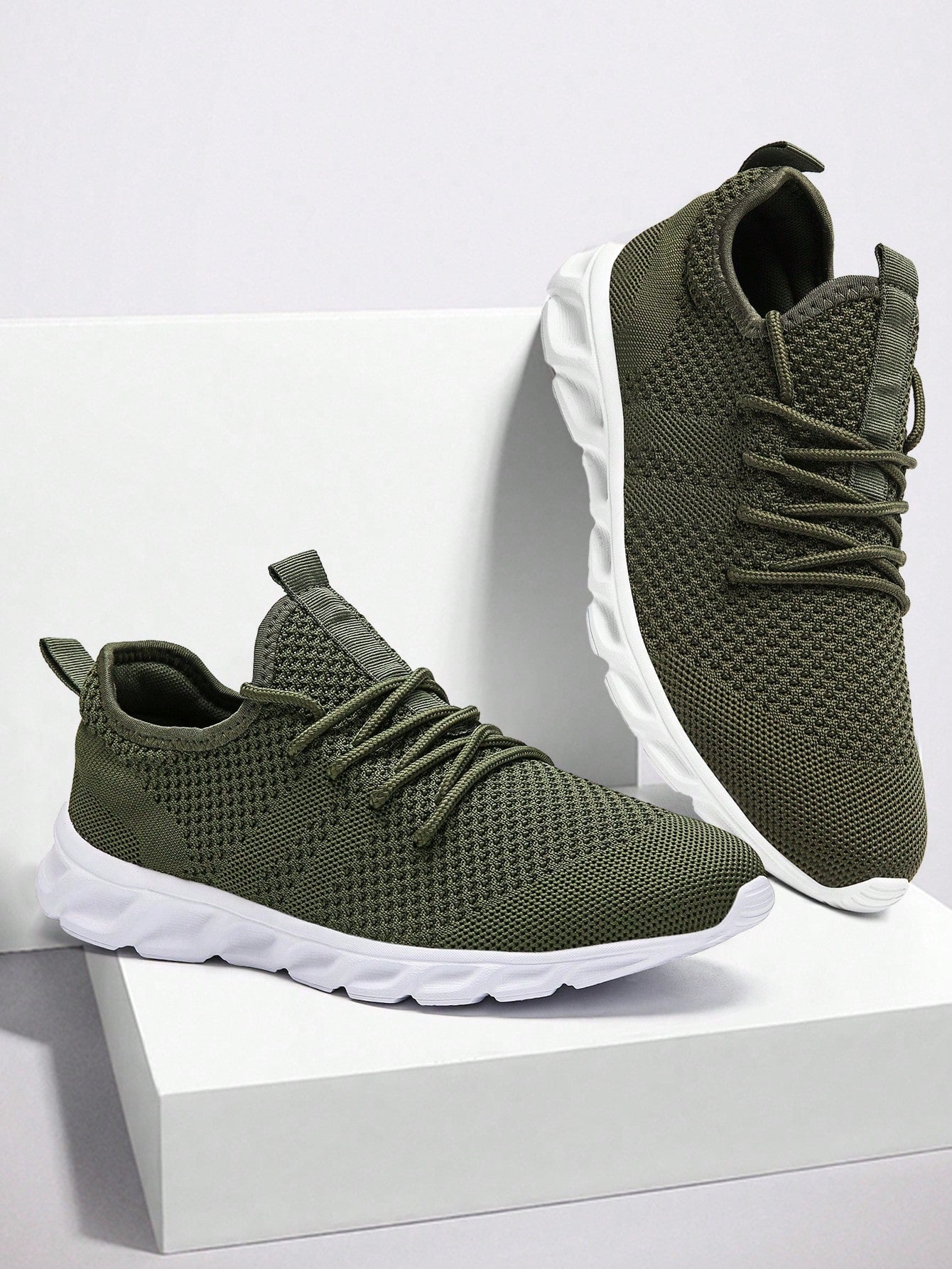 Tênis Masculino Mesh Respirável Leve Para Treino Caminhada Fitness Verde Militar / 36 Tênis Masculino Mesh Respirável