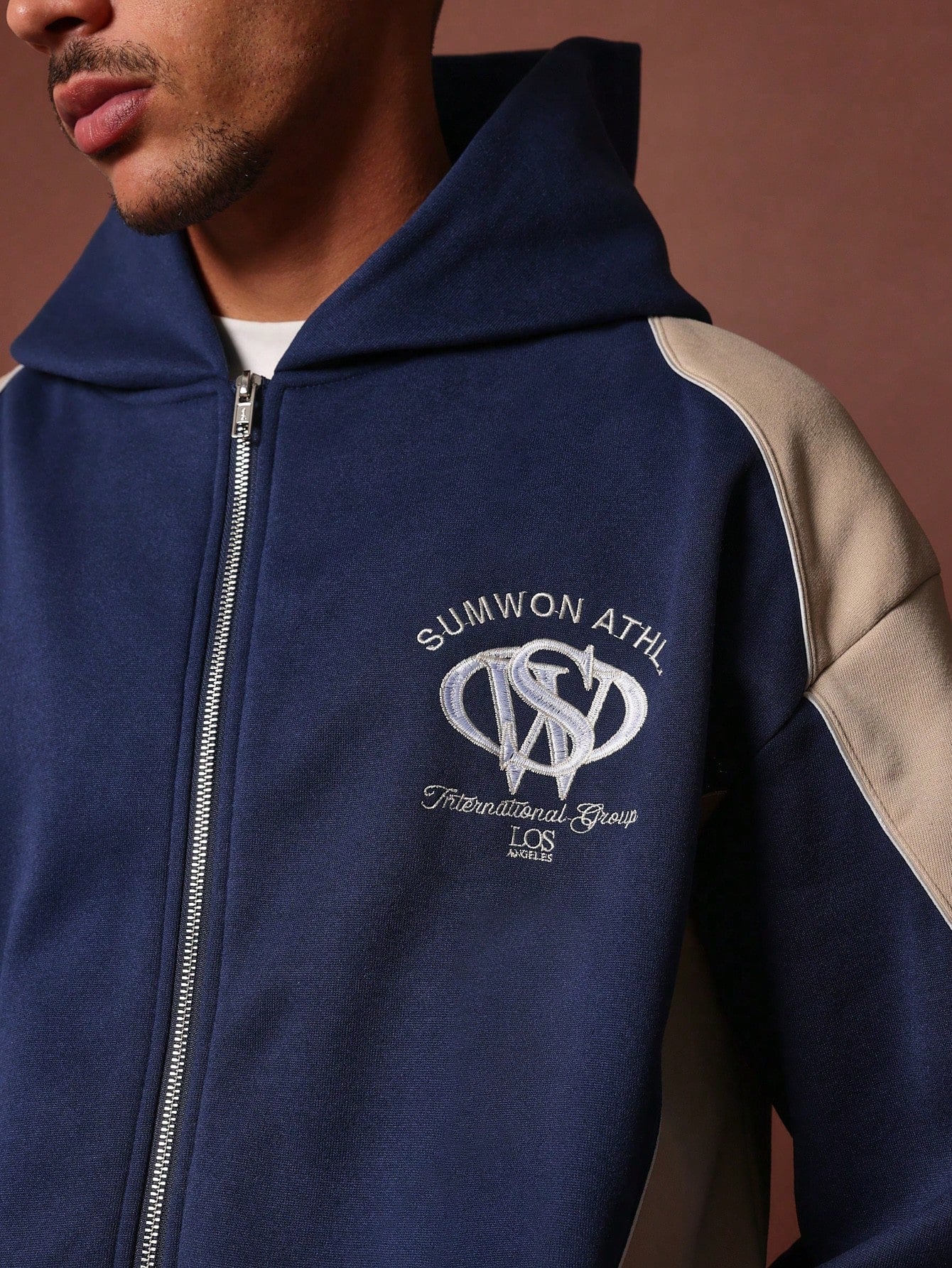 Conjunto Masculino Moletom Com Zíper E Calça Jogger Casual Conjunto Masculino Moletom Com Zíper E Calça Jogger Casual