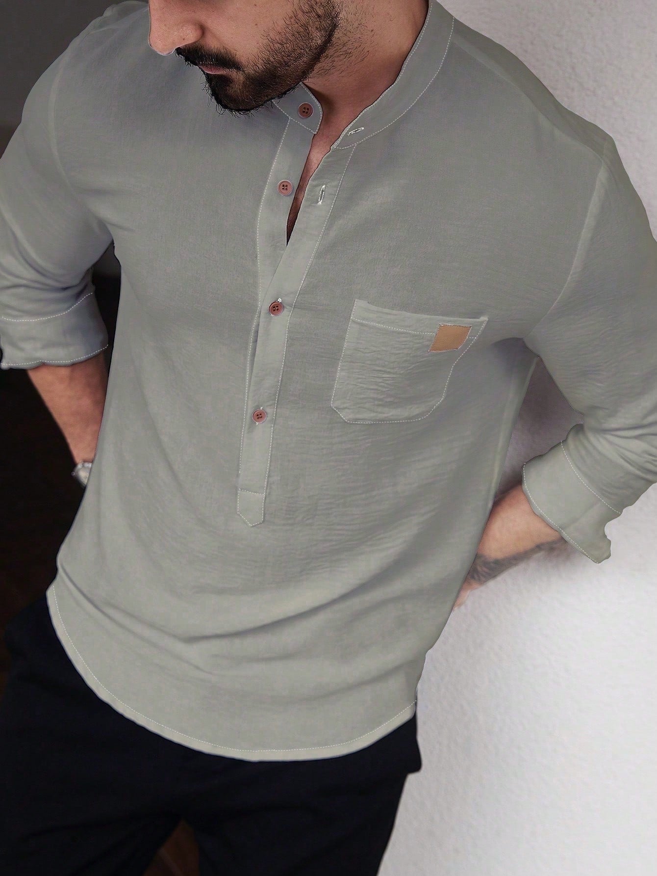 Camisa Masculina Gola Padre Botões Tecido Leve Camisa Masculina Gola Padre Botões Tecido Leve