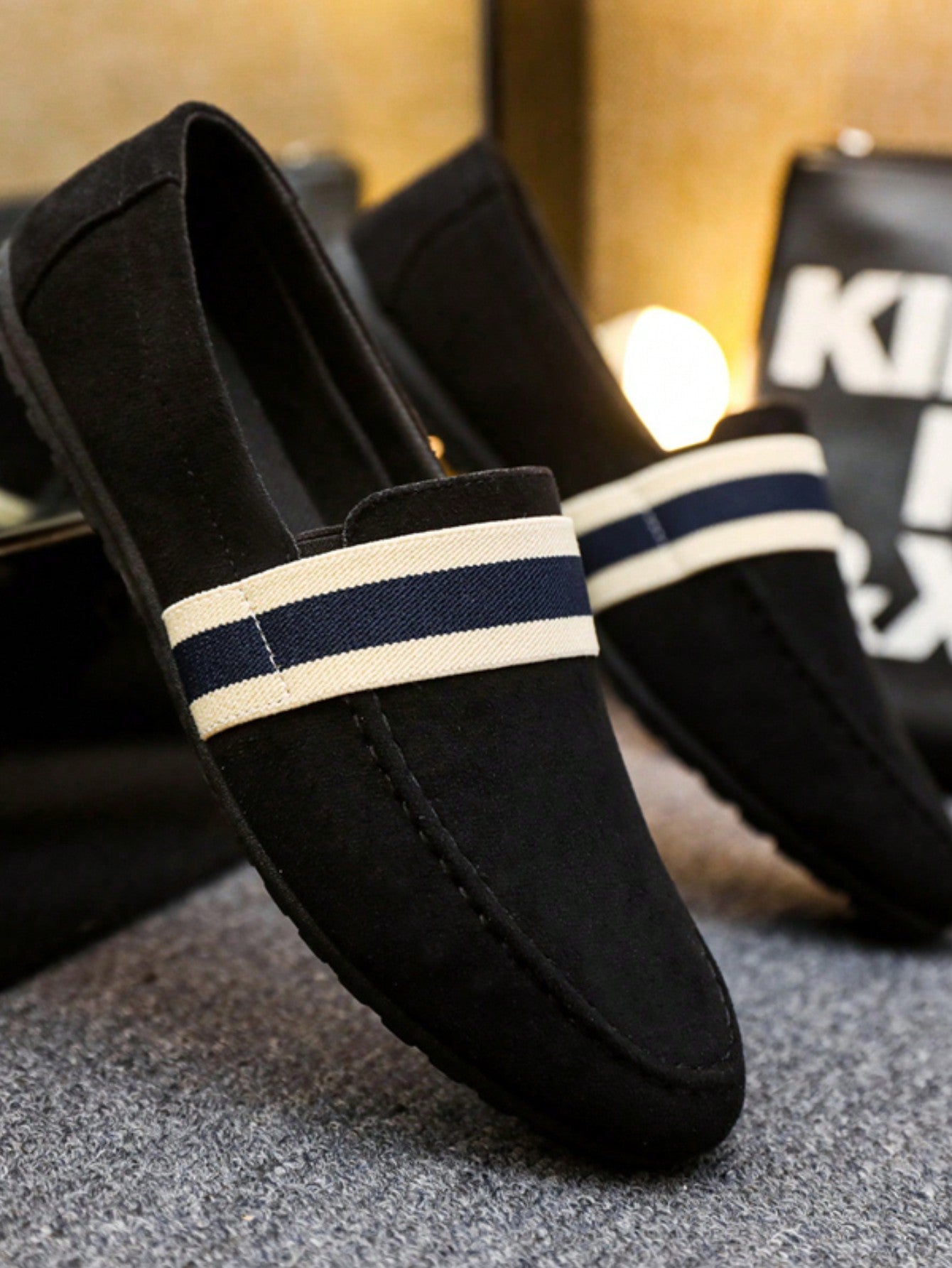 Mocassim Masculino Camurça Casual Faixa Estilo Moderno Mocassim Masculino Camurça Casual Faixa Estilo Moderno