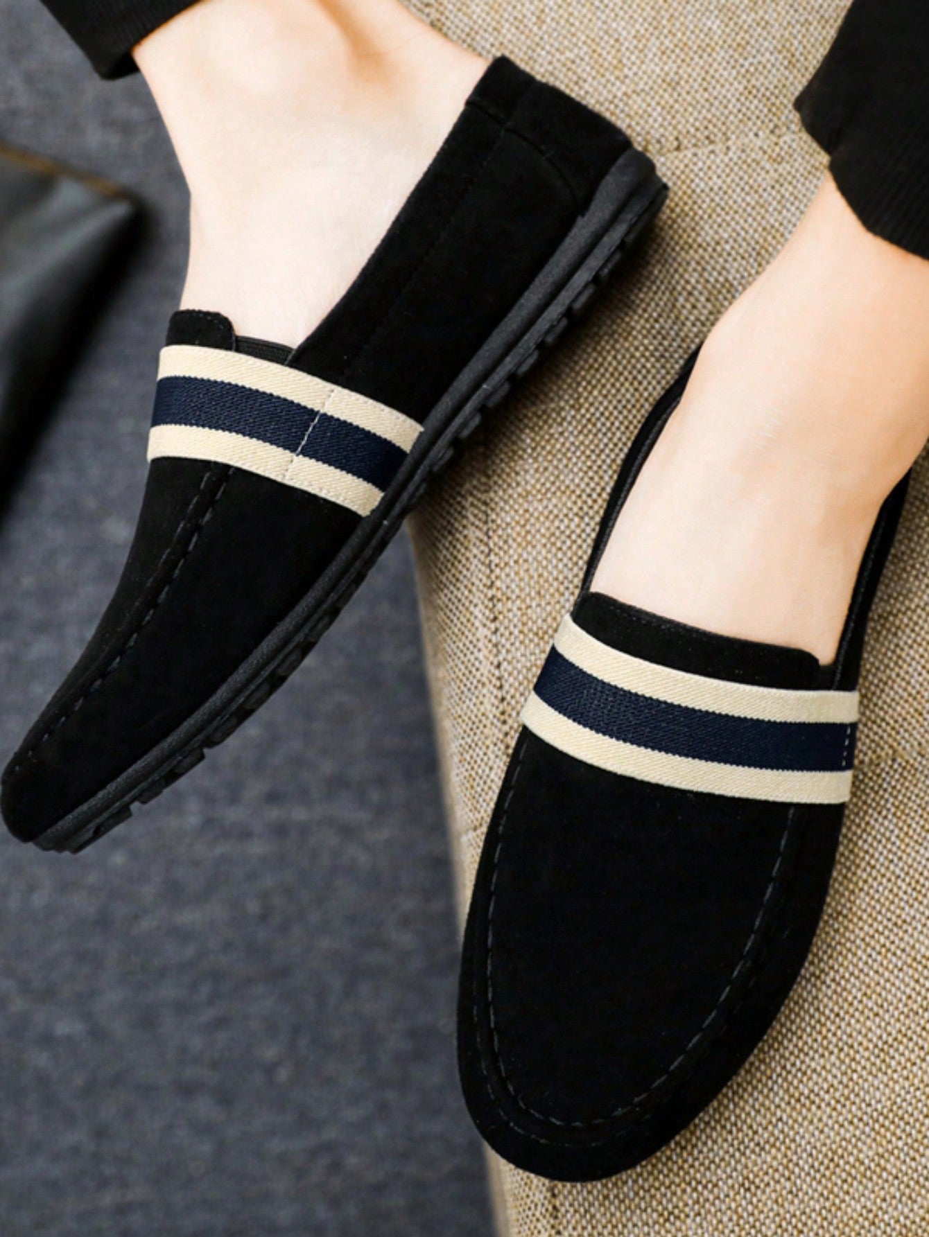 Mocassim Masculino Camurça Casual Faixa Estilo Moderno Mocassim Masculino Camurça Casual Faixa Estilo Moderno