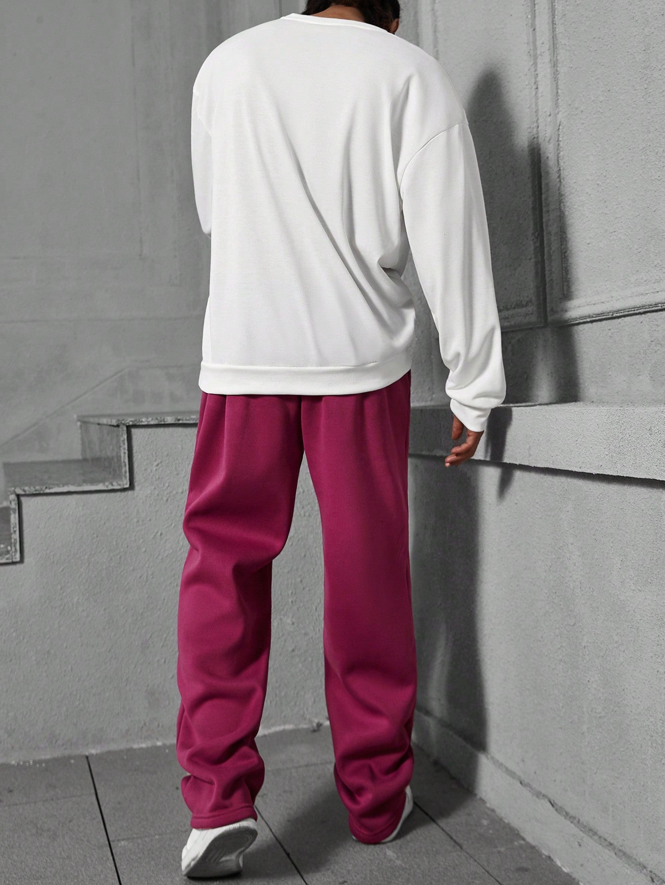 Conjunto Masculino Moletom Estampa Desenho E Calça Jogger Cós Ajustável Conjunto Masculino Moletom Estampa Desenho E