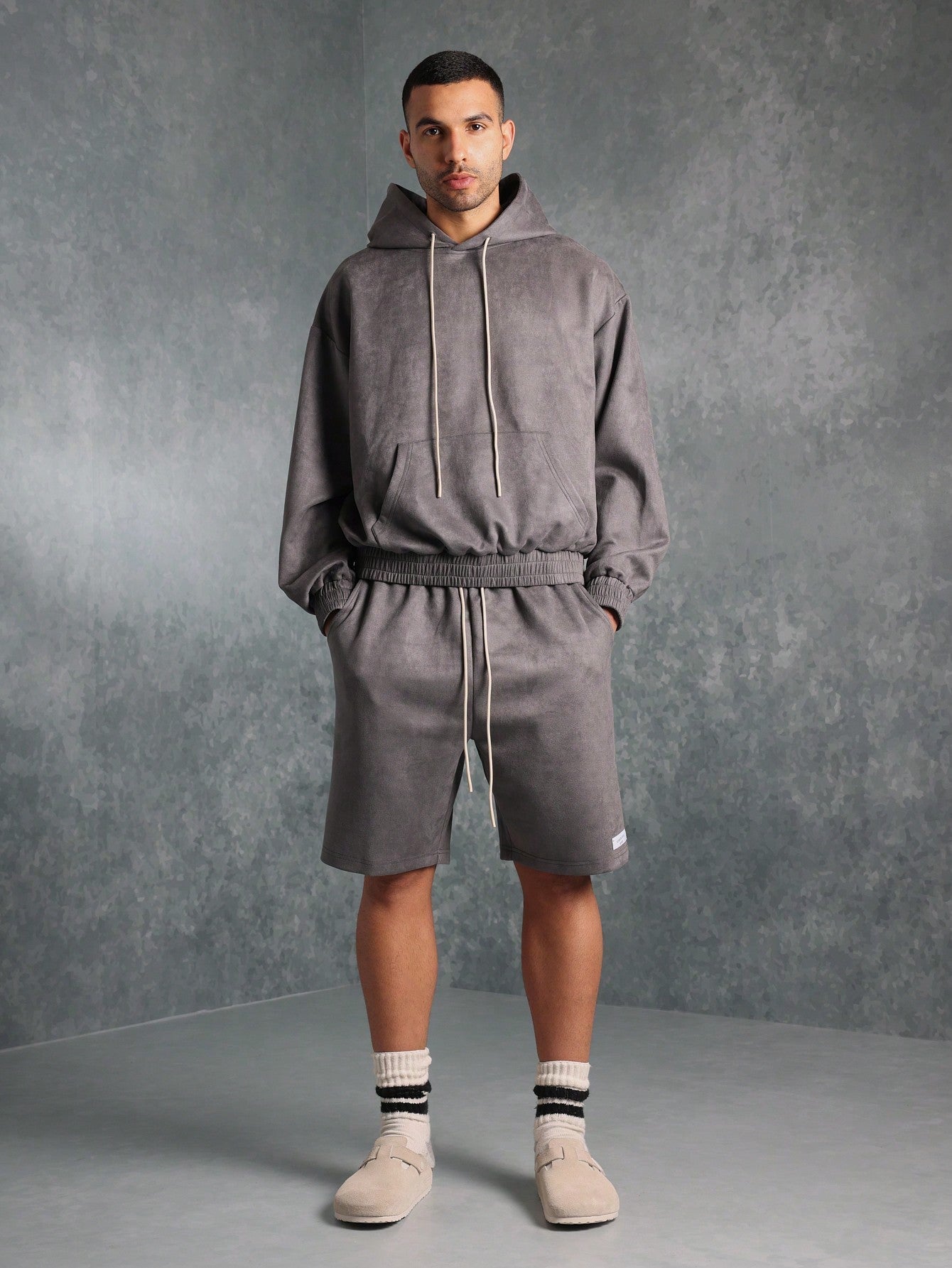 Conjunto Masculino Moletom Com Capuz E Bermuda Cordão Ajustável Cinza / PP Conjunto Masculino Moletom Com Capuz E