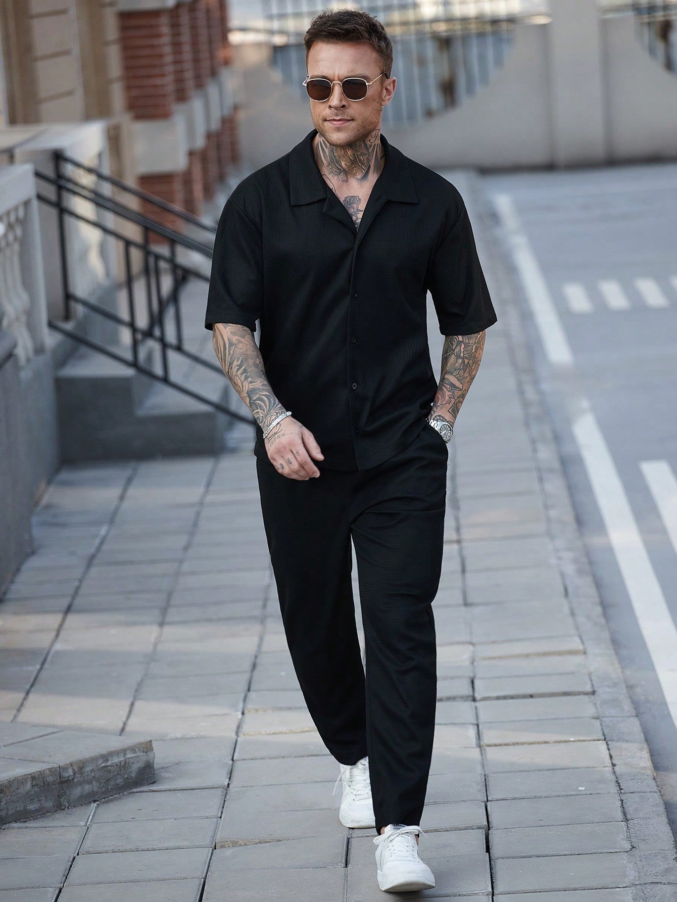 Conjunto Masculino Camisa Gola Cubana E Calça Leve Elegante Conjunto Masculino Camisa Gola Cubana E Calça Leve Elegante