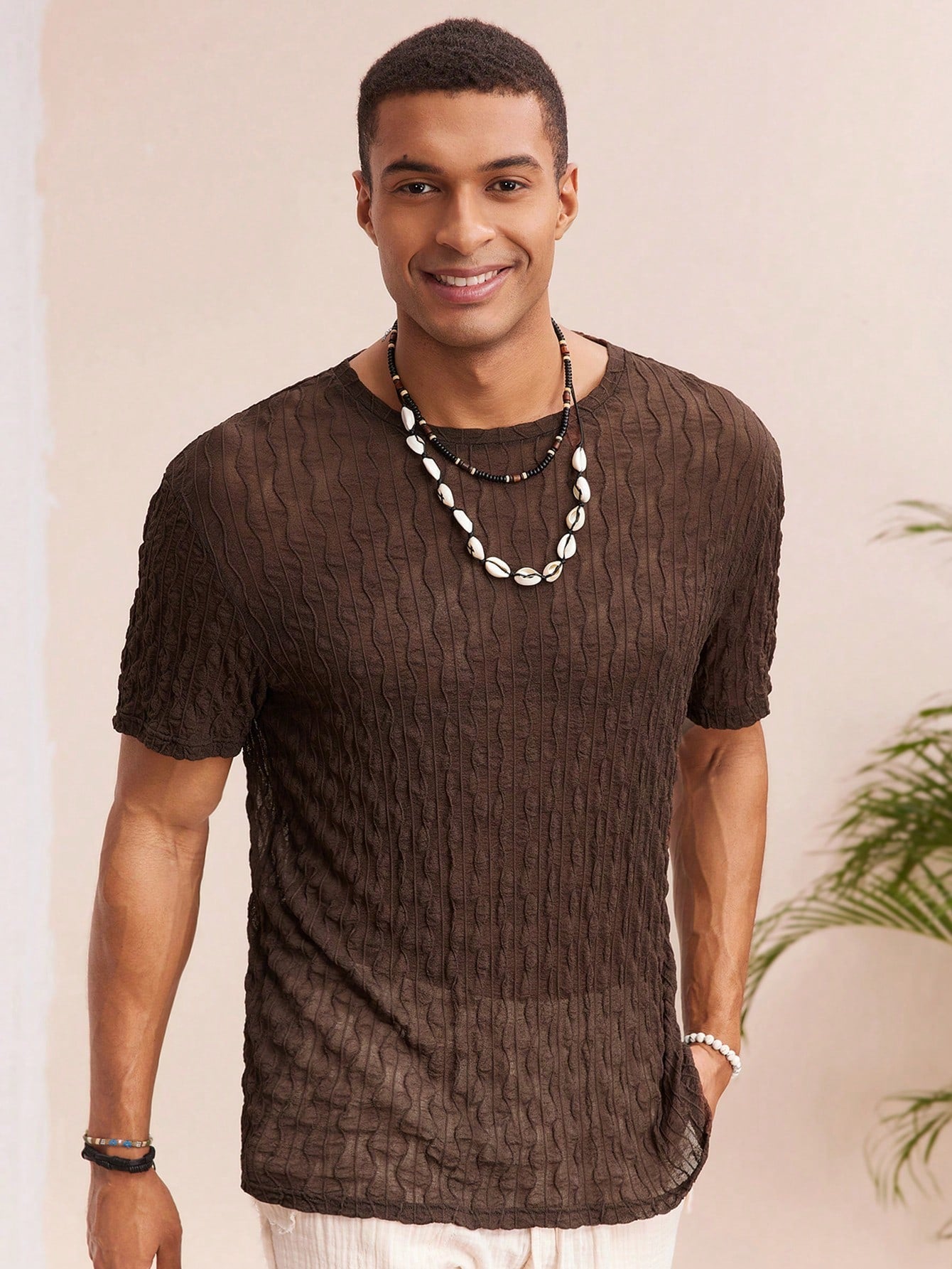 Camiseta Masculina Textura Elegante Transparência Leve Marrom / PP Camiseta Masculina Textura Elegante Transparência