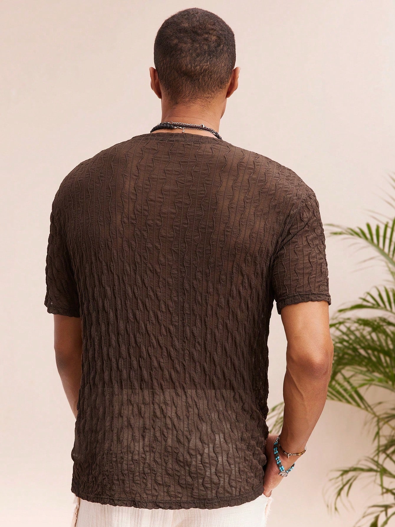 Camiseta Masculina Textura Elegante Transparência Leve Camiseta Masculina Textura Elegante Transparência Leve