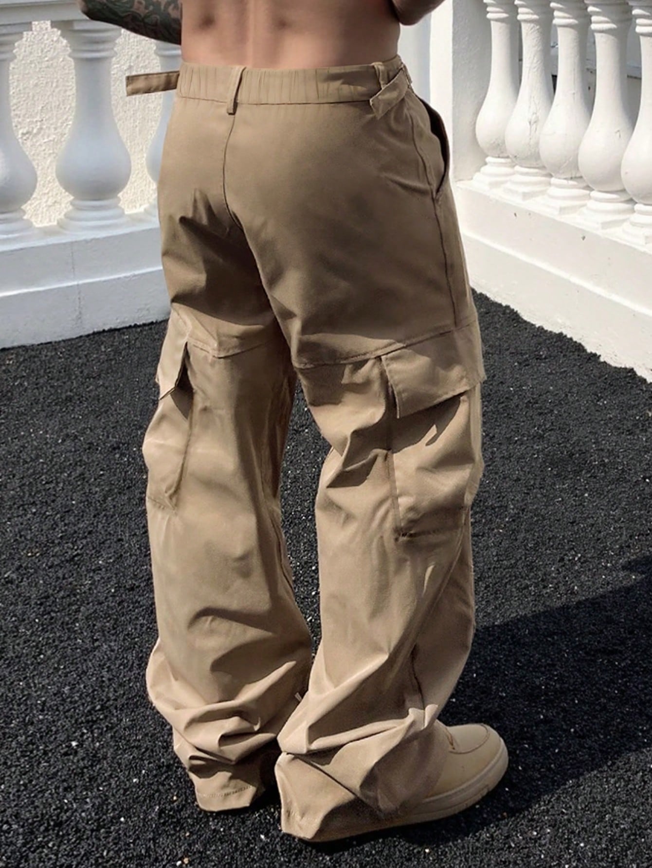 Calça Masculina Wide Leg Com Rebites E Caimento Solto Calça Masculina Wide Leg Com Rebites E Caimento Solto