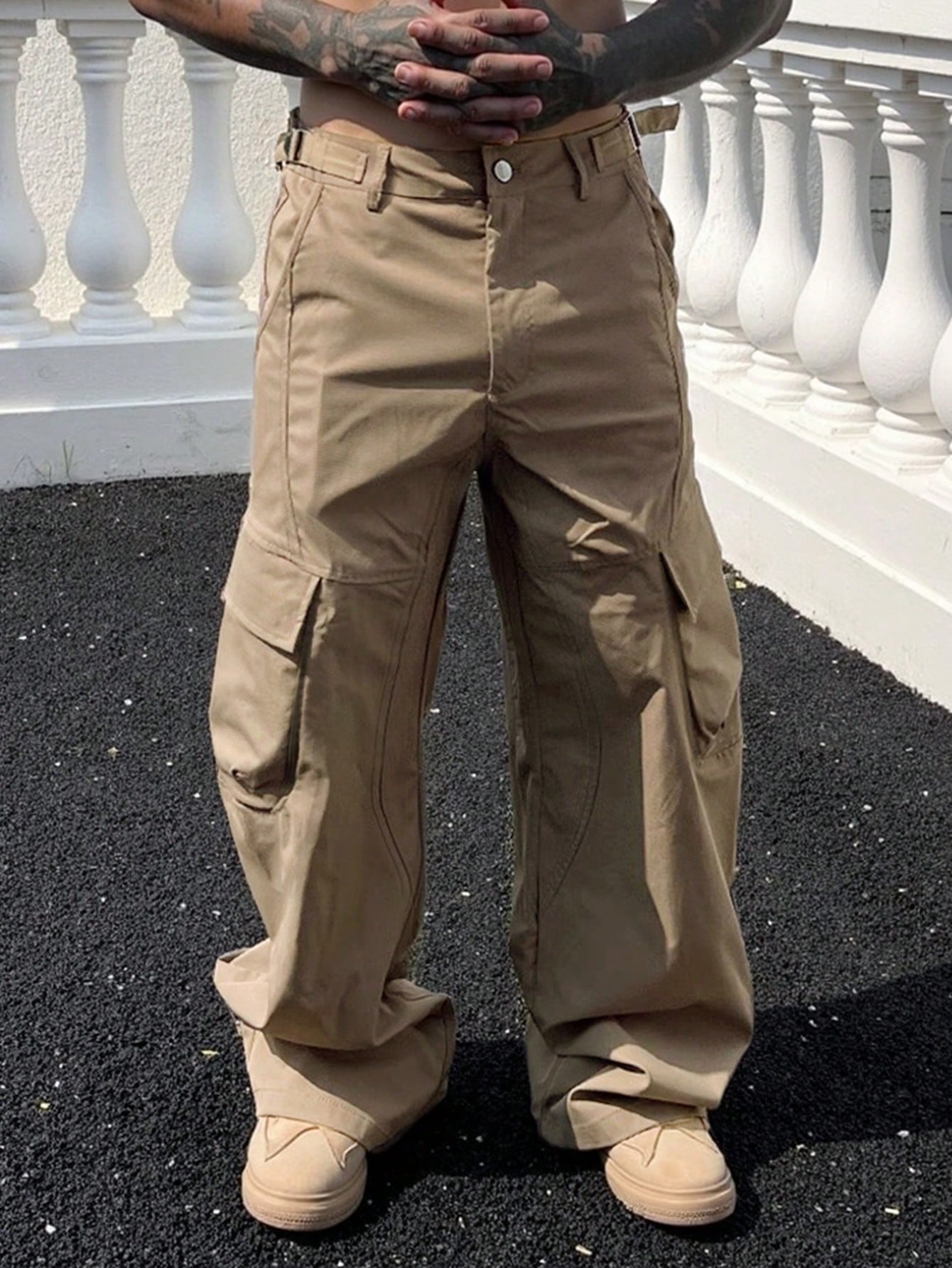 Calça Masculina Wide Leg Com Rebites E Caimento Solto Calça Masculina Wide Leg Com Rebites E Caimento Solto