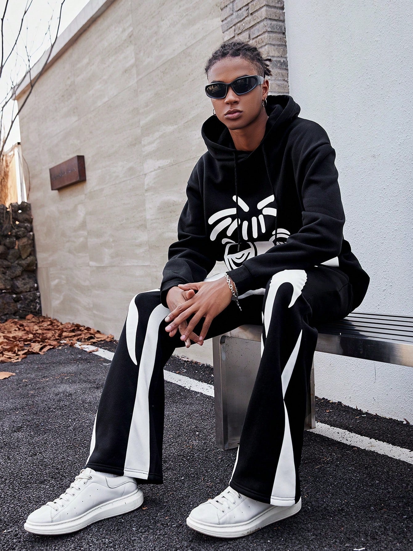 Conjunto Masculino Moletom Estampa Alternativa Com Ossos Conjunto Masculino Moletom Estampa Alternativa Com Ossos