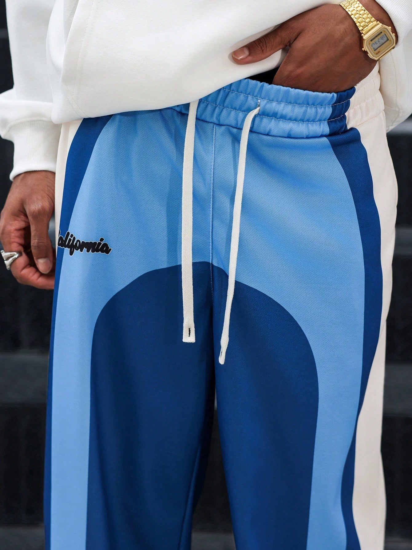 Calça Masculina Jogger Estampada Com Design Geométrico Moderno Calça Masculina Jogger Estampada Com Design Geométrico