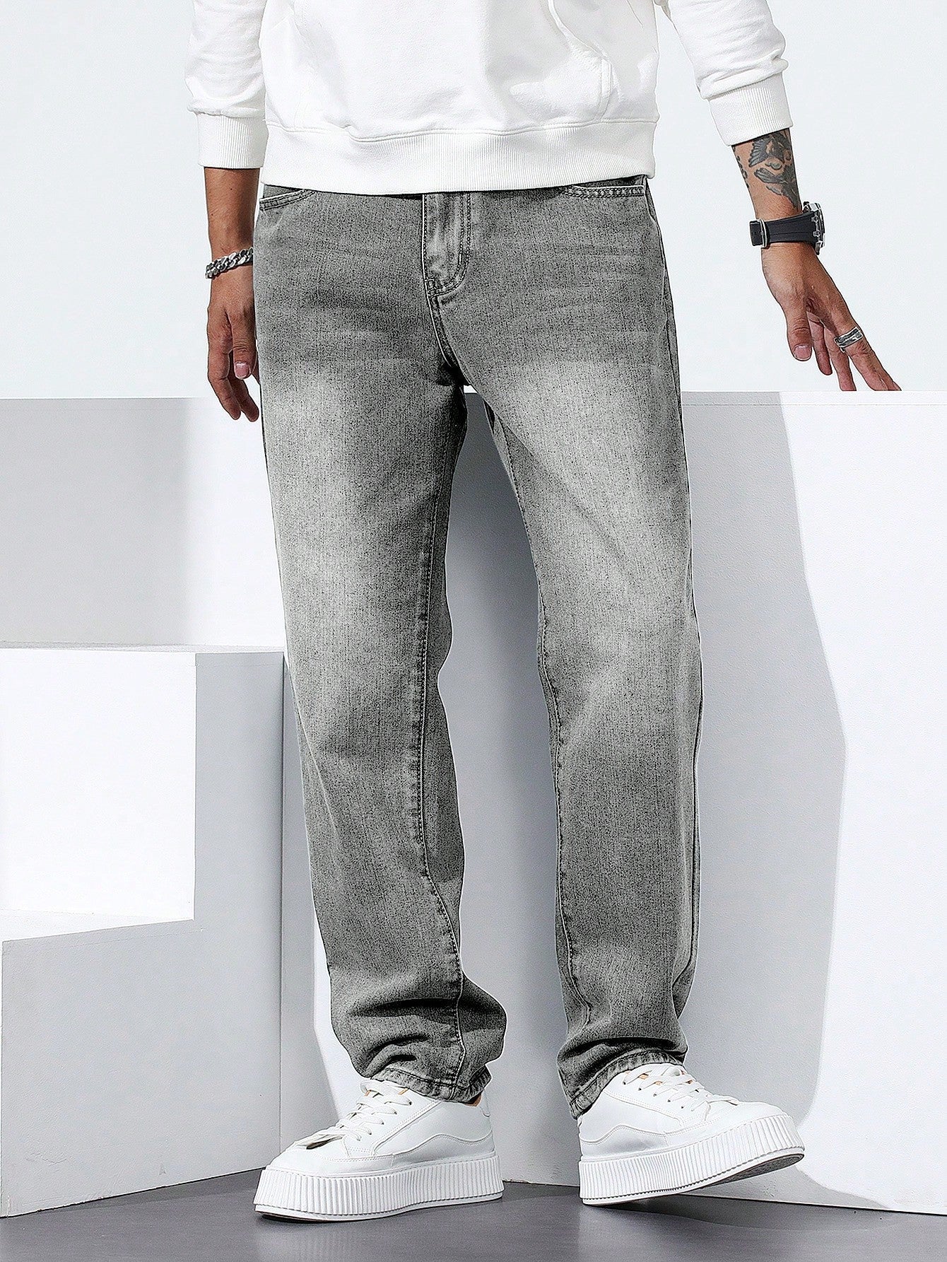 Calça Masculina Jeans Reta Com Caimento Solto E Bolsos Funcionais Calça Masculina Jeans Reta Com Caimento Solto E