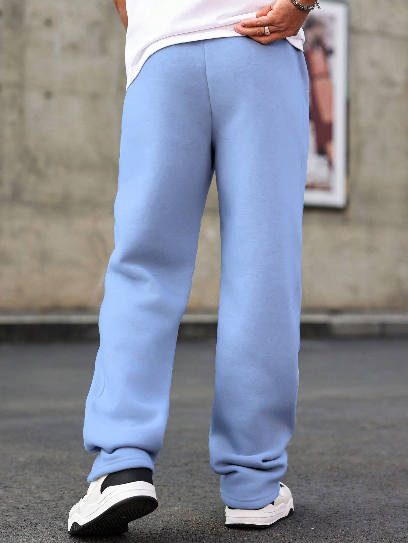 Calça Masculina Jogger Com Forro De Pelúcia E Visual Casual Calça Masculina Jogger Com Forro De Pelúcia E Visual Casual