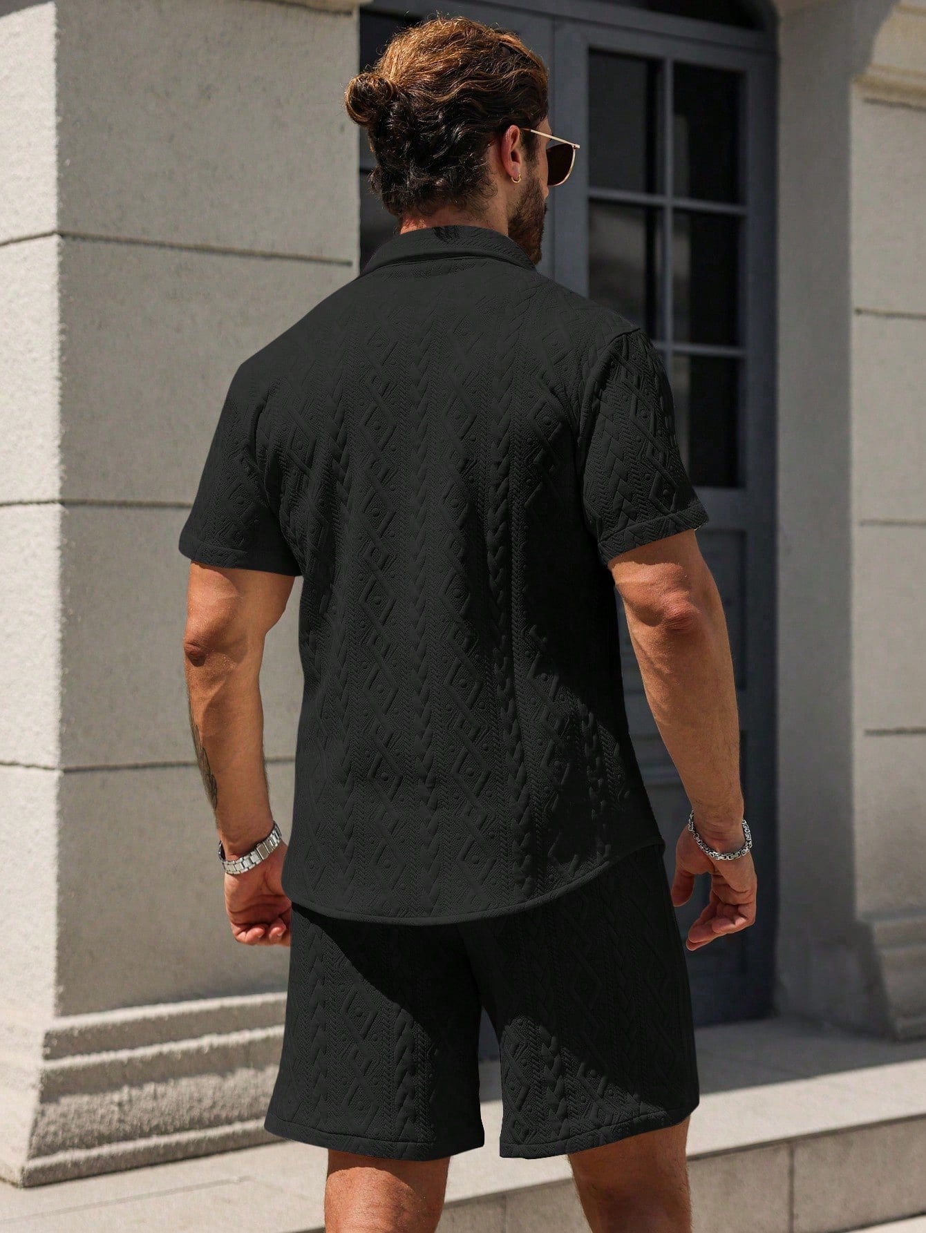 Conjunto Masculino Camisa Manga Curta E Bermuda Texturizada Conjunto Masculino Camisa Manga Curta E Bermuda Texturizada