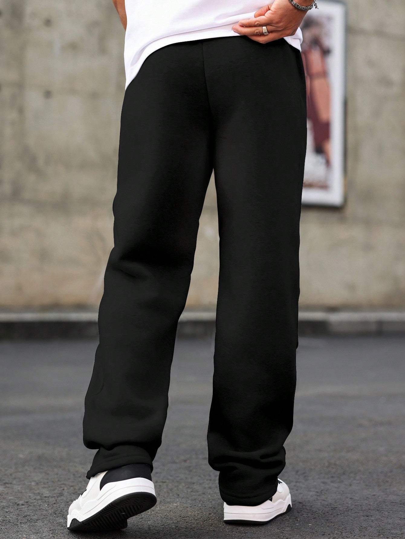 Calça Masculina Jogger Com Forro De Pelúcia E Visual Casual Calça Masculina Jogger Com Forro De Pelúcia E Visual Casual