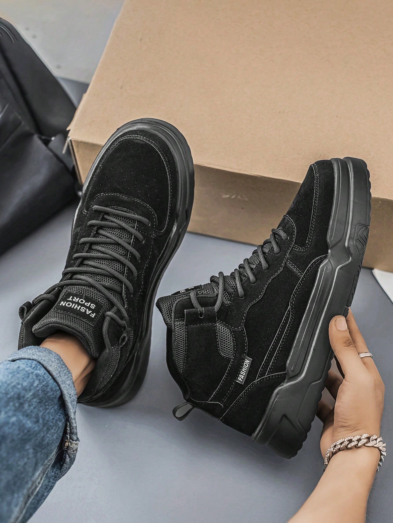 Tênis Masculino Cano Alto Estilo Street Solado Reforçado Tênis Masculino Cano Alto Estilo Street Solado Reforçado