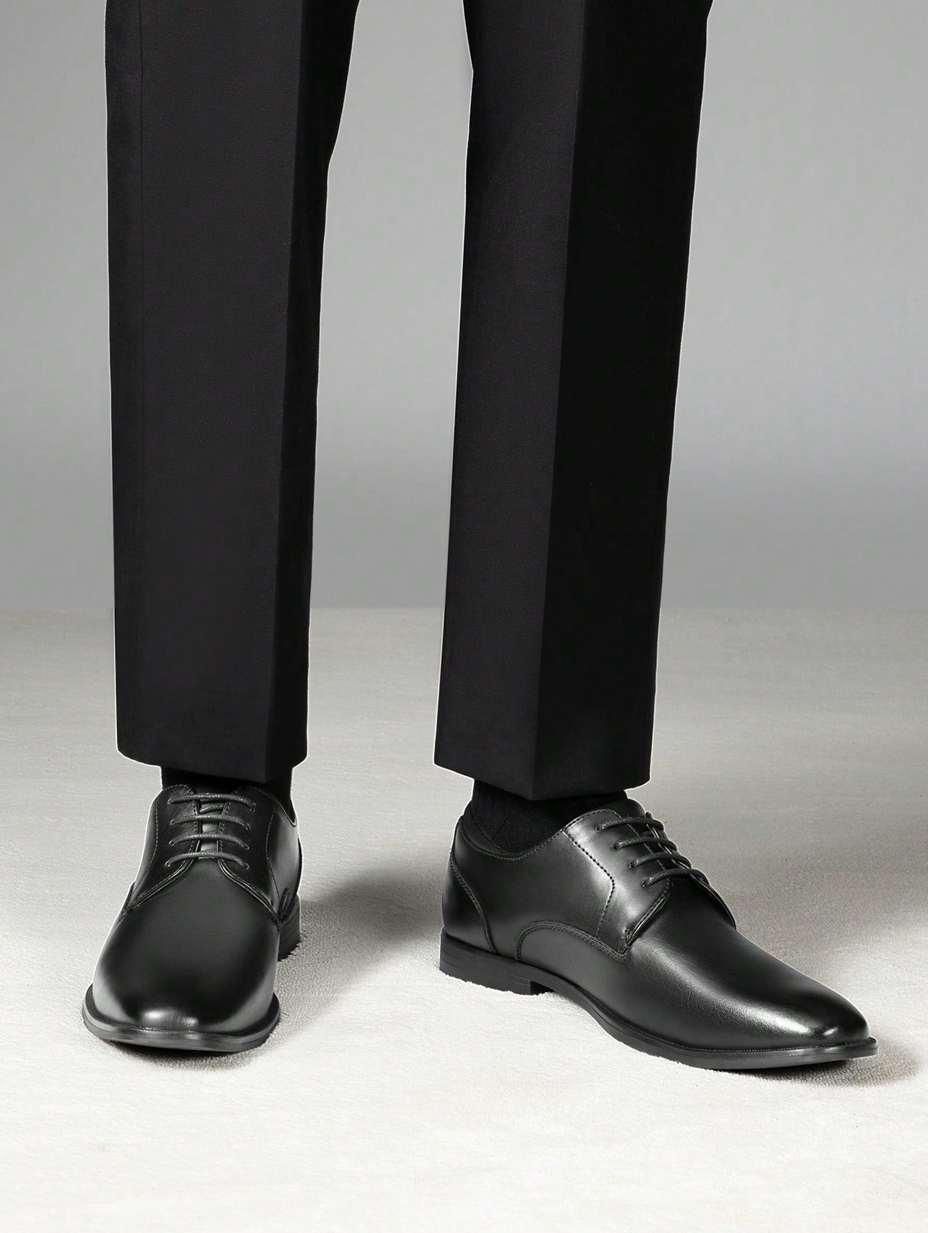 Sapato Masculino Social Com Cadarço Estilo Clássico Sapato Masculino Social Com Cadarço Estilo Clássico